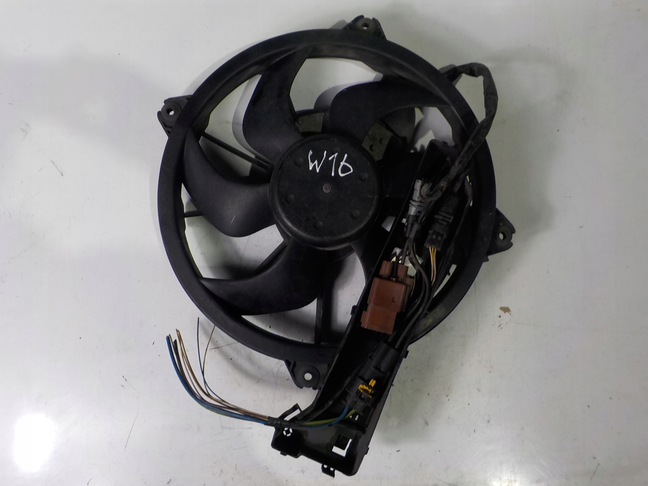 PEUGEOT 407 2.0 16V B fan module radiator 9685880280