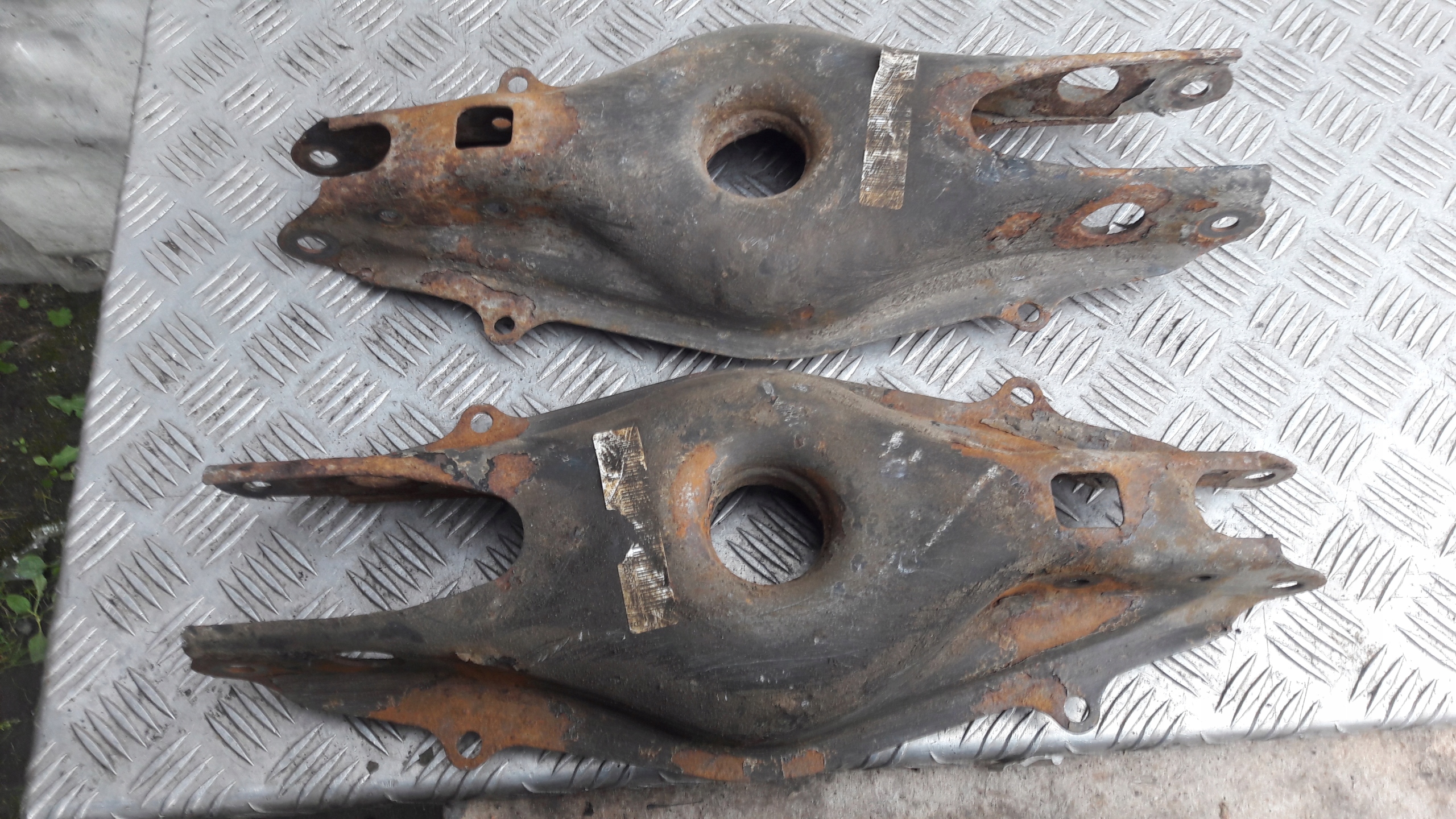 MERCEDES W204 Querlenker heck links rechts KOMBI