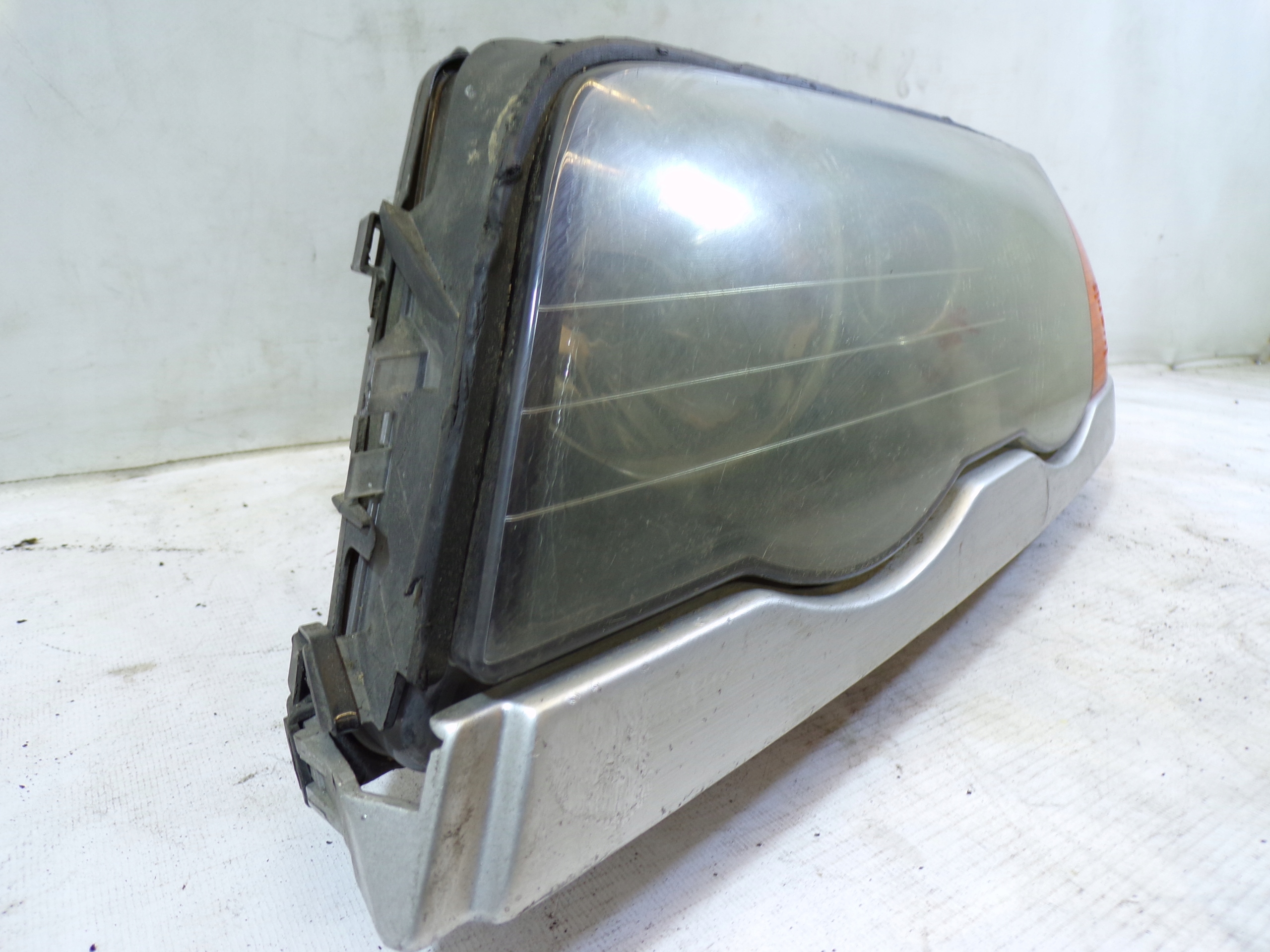 light front front left BMW E46 XENON (1) (K1)