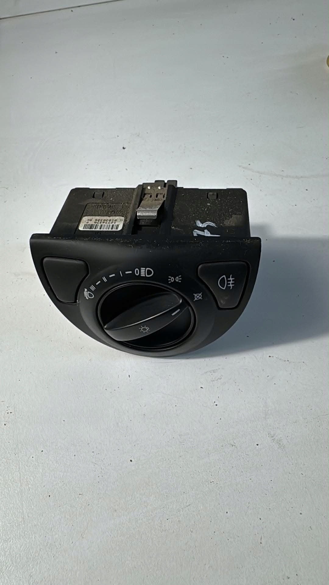 Saab OE 9-3 93 interruttore Interruttore comando luci REFLEKTOROW 12774376