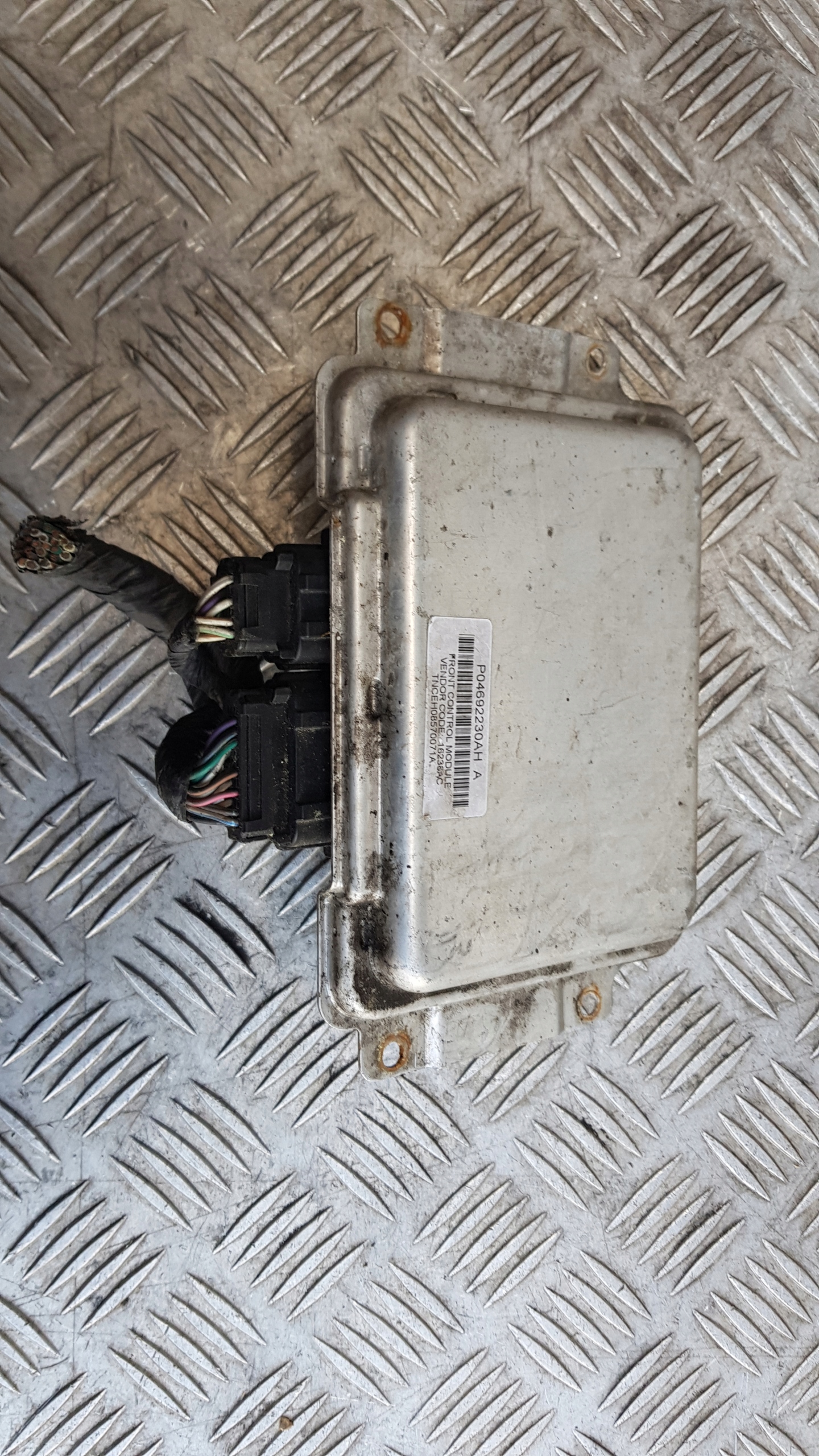 CHRYSLER 300C 3.0 CRDI control unit computer P04692230AH