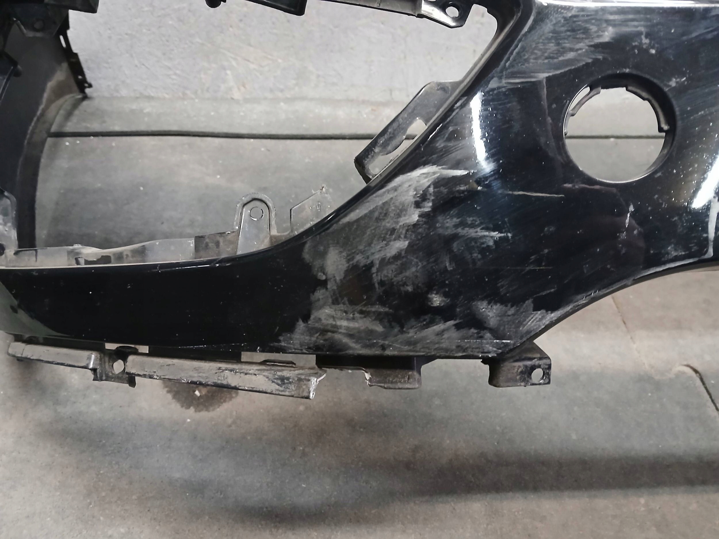 bumper front HYUNDAI IX35 IX-35 IX 35