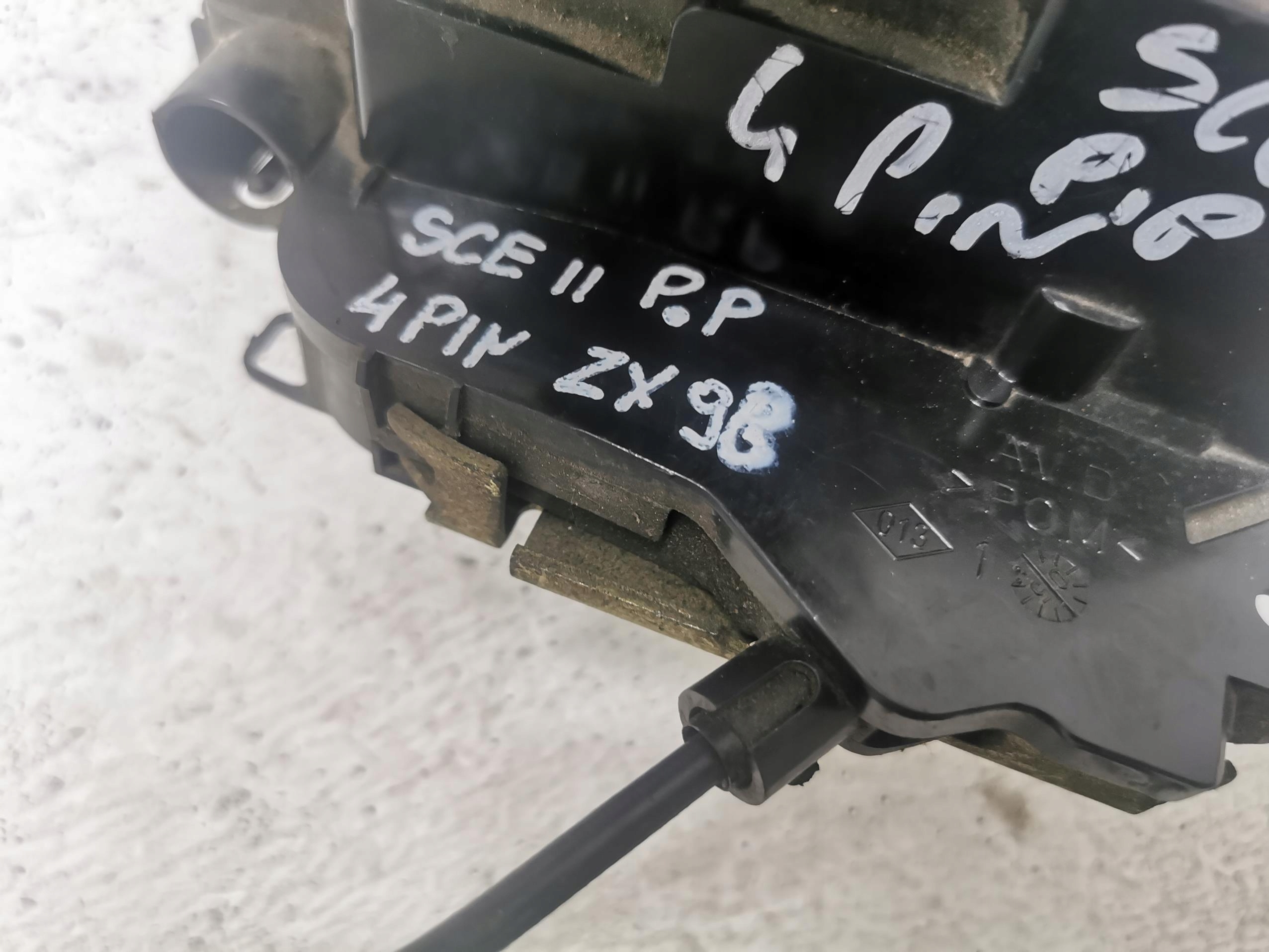 lock door right front RENAULT SCENIC II 4 PIN EU