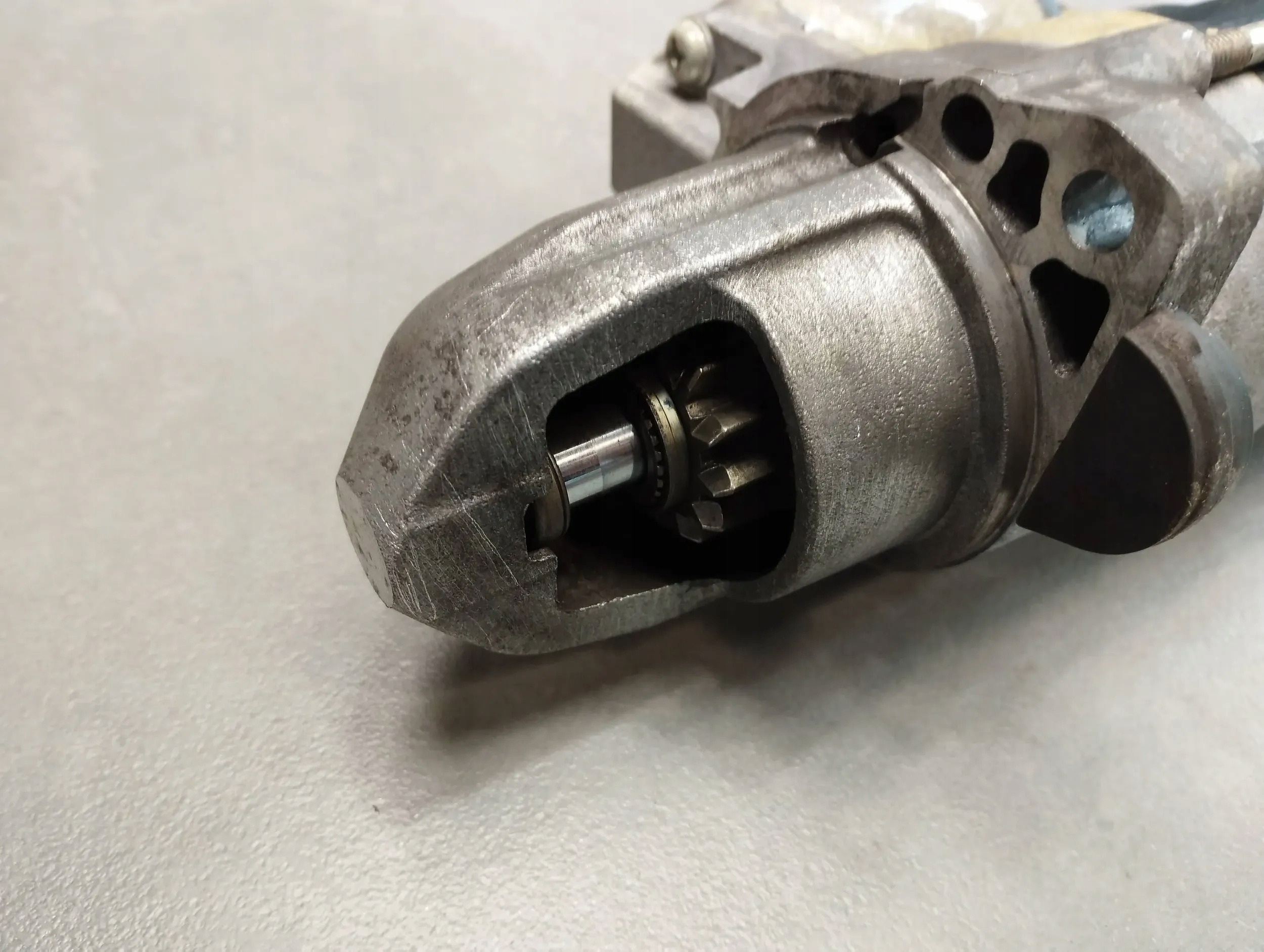 Opel Insignia A 1.6 CDTI starter 55491789
