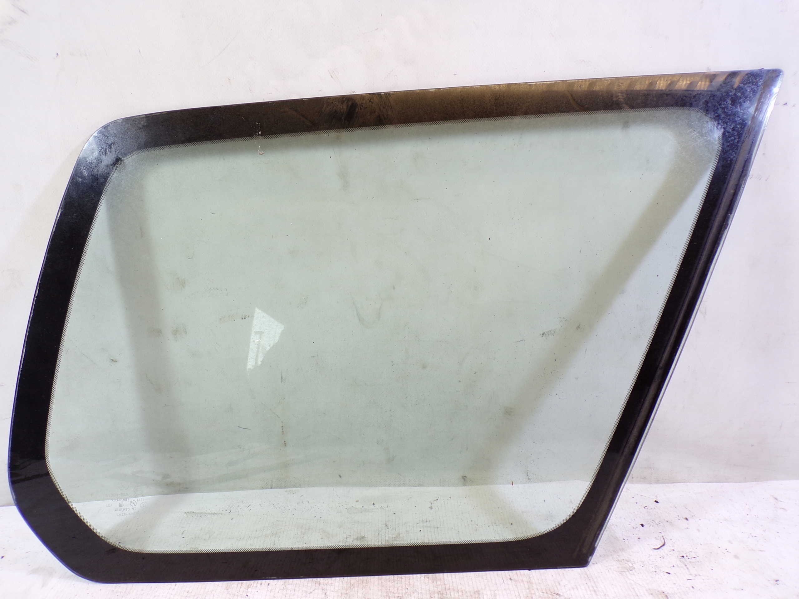 window bodywork rear right SUBARU FORESTER SG (K2)