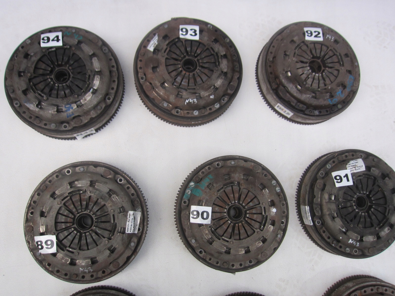BMW E90 E87 E60 X3 N43 N43B20 wheel flywheel clutch DWUMAS 21207560876
