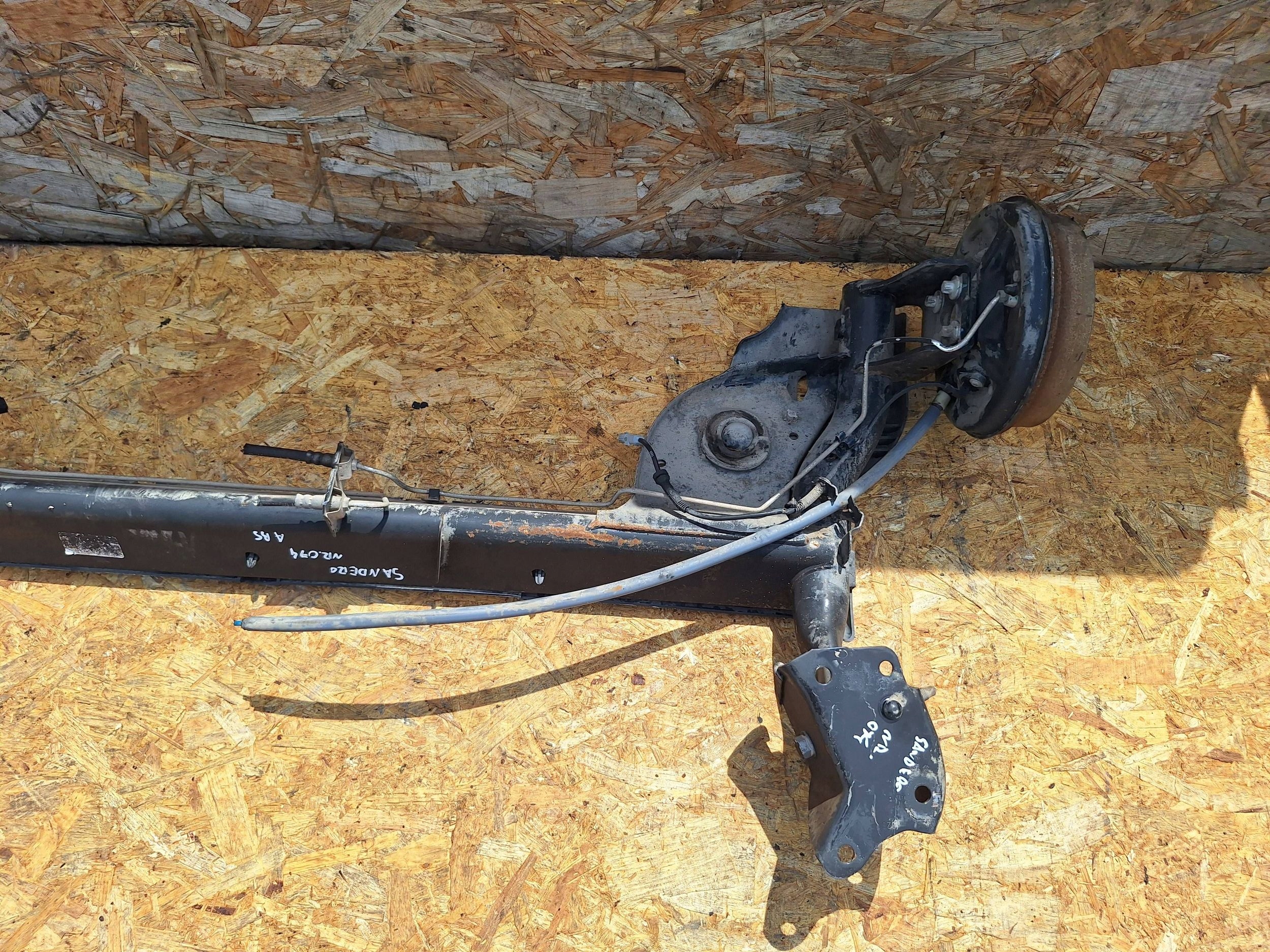 axis rear part DACIA SANDERO II 12