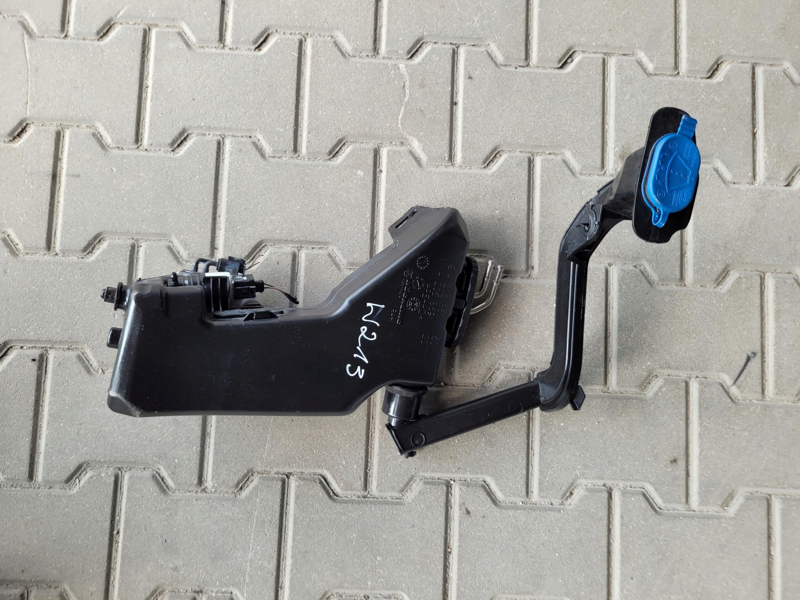 tank washer fluid tank pump MERCEDES E W213 E 220 D 2.0 CDI