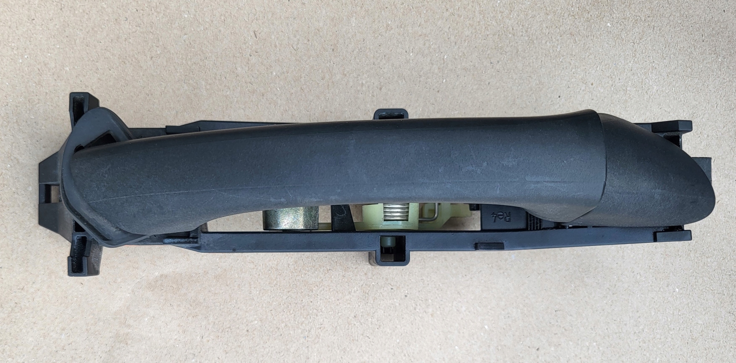 handle exterior holder right rear part MERCEDES C-KL W203 OE