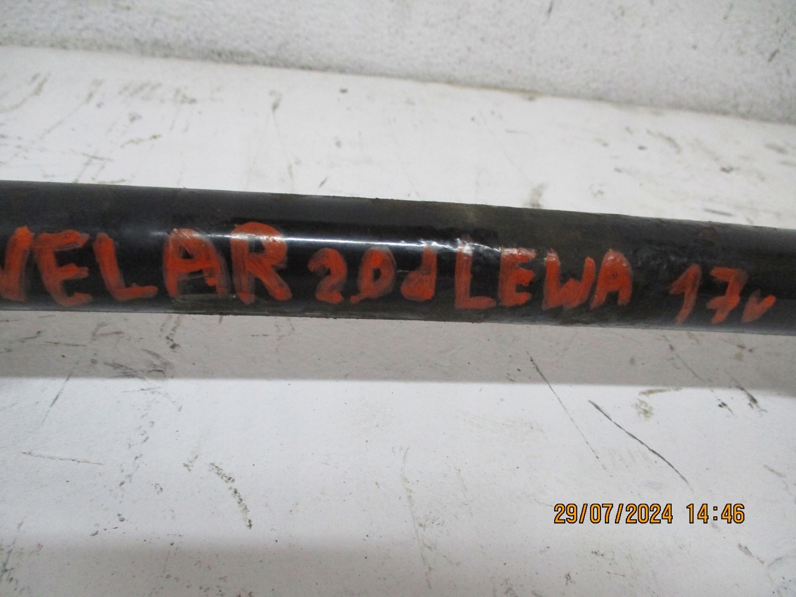 semi-axis left RANGE ROVER VELAR 2,0 D HK83-3N129-AB front