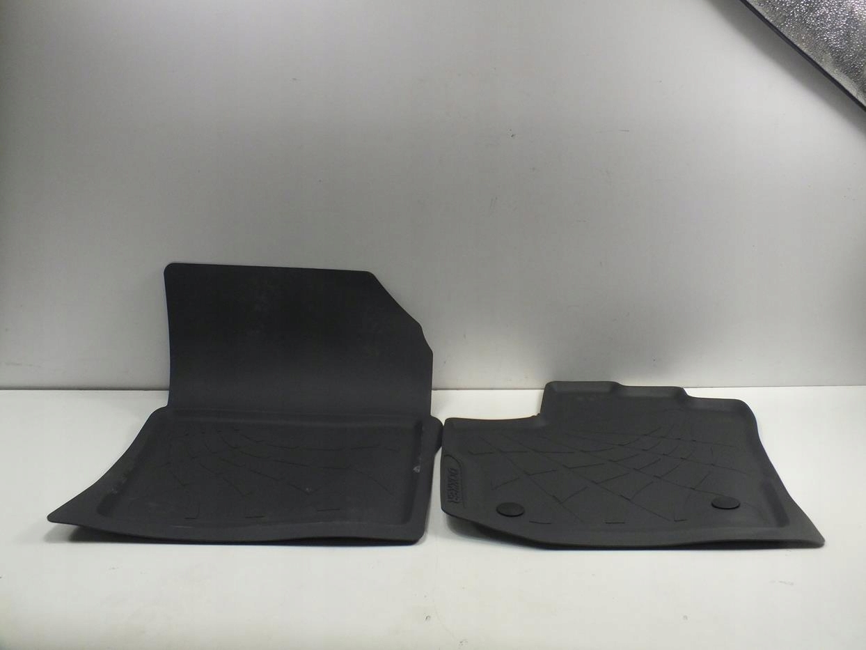 DACIA DOKKER DYWANIK DYWANIKI GUMOWE ORYG