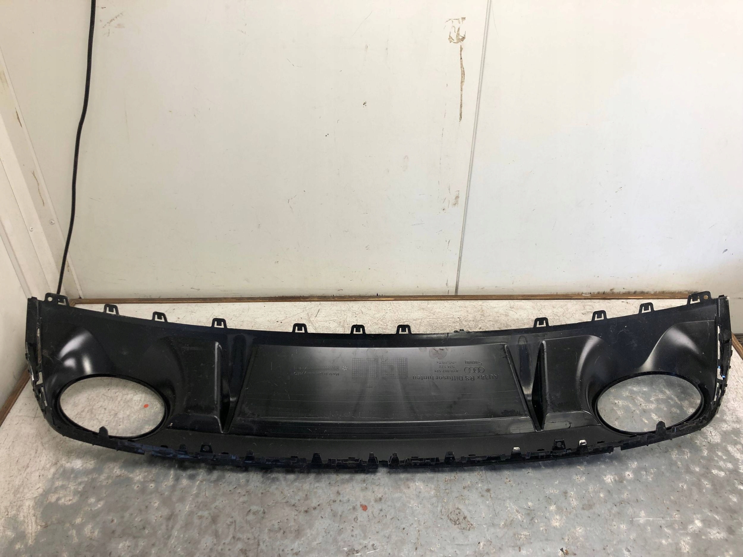 diffusore accessori Paraurti posteriore AUDI RS3 8Y 8Y0807521