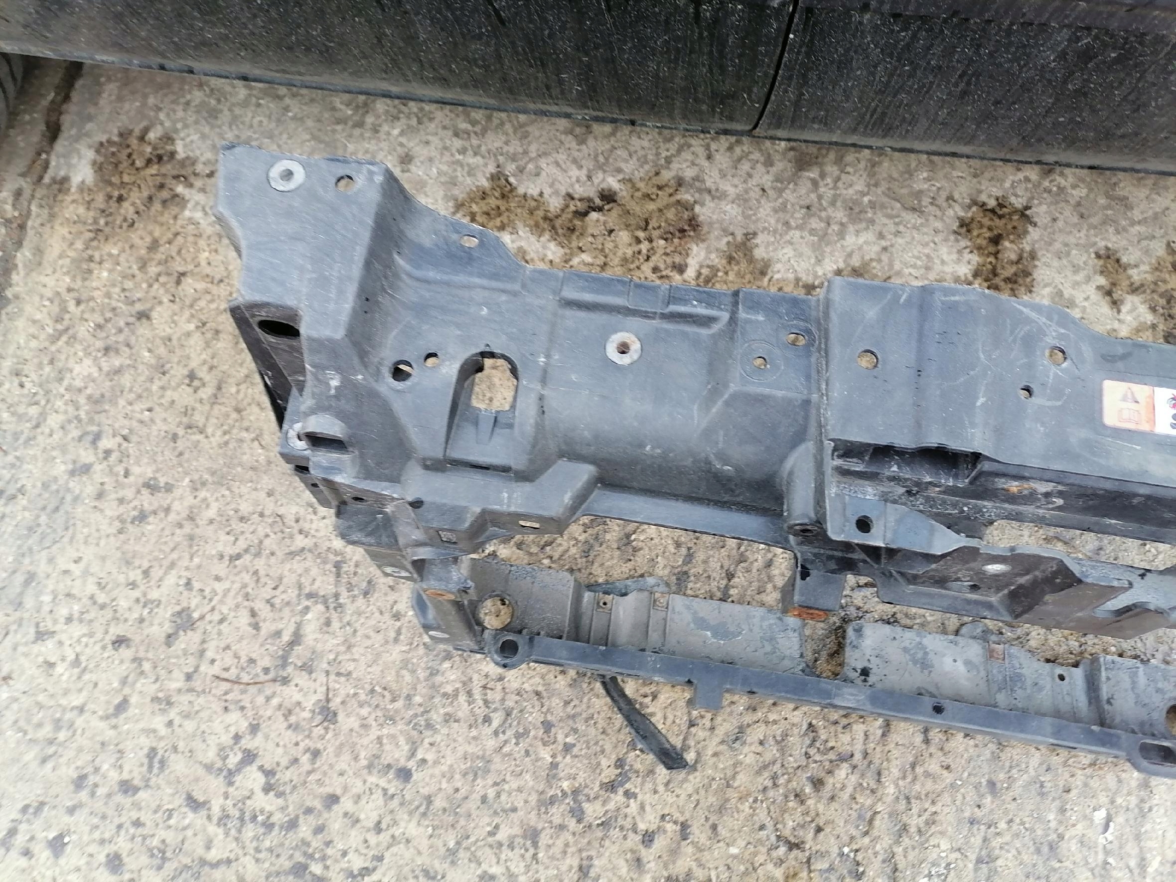 support panel for radiators pillar MAZDA CX7 L20653110
