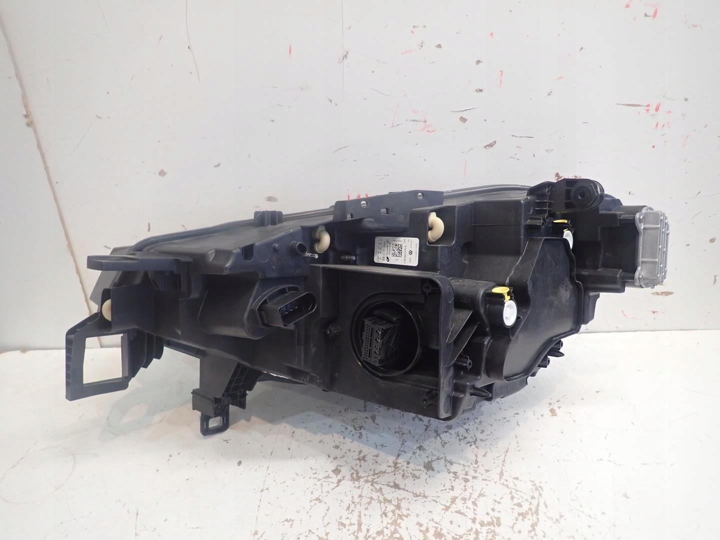 light front front right VW ID4 2020- FULL LED