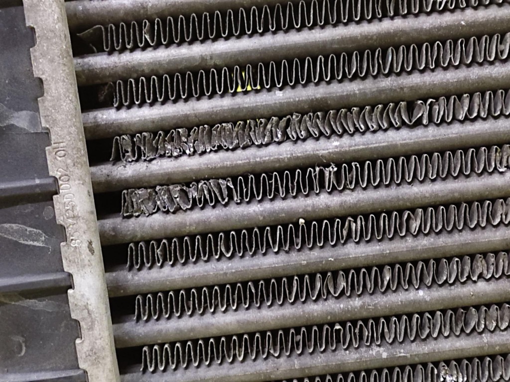 VW GOLF IV 1.9 TDI INTERCOOLER 1J0145803