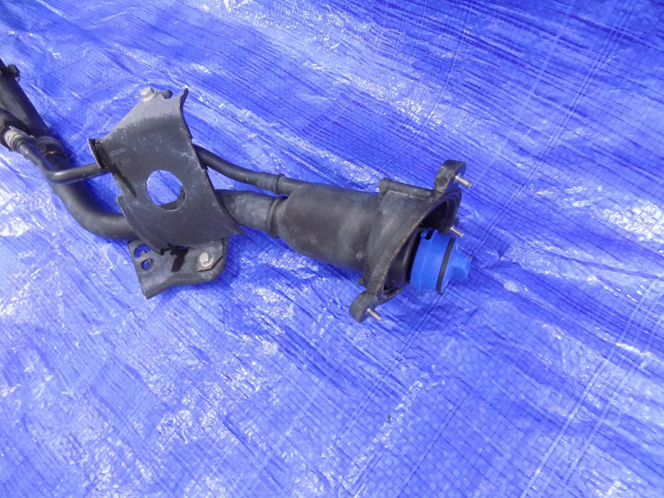 WLEW ADBLUE pipe NAVARA D23 NP300 ALASKAN 17R