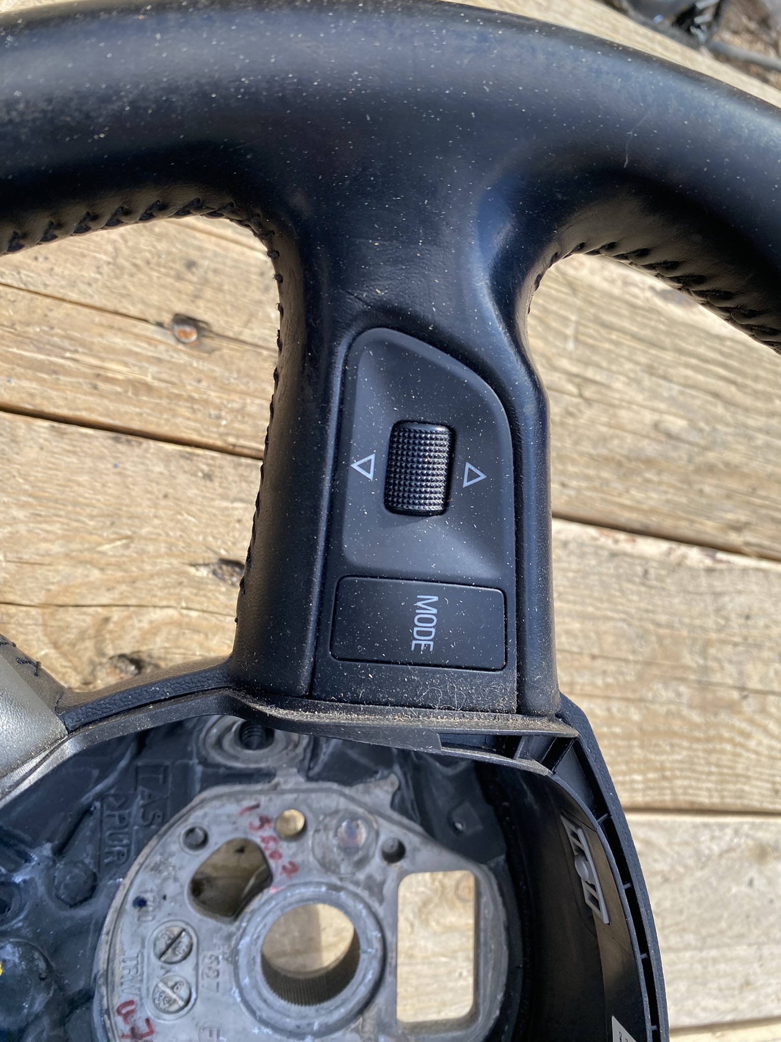 KIERWONICA Leder MULTIFUNKCJA AUDI Q7 4L A6 C6 4F0419091DB