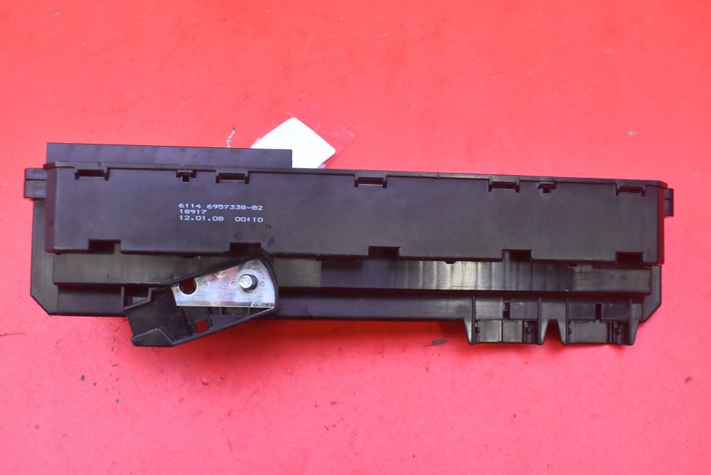 Module fusibles 6957330 BMW E60 E61 2.0 D 177 KM 07-10