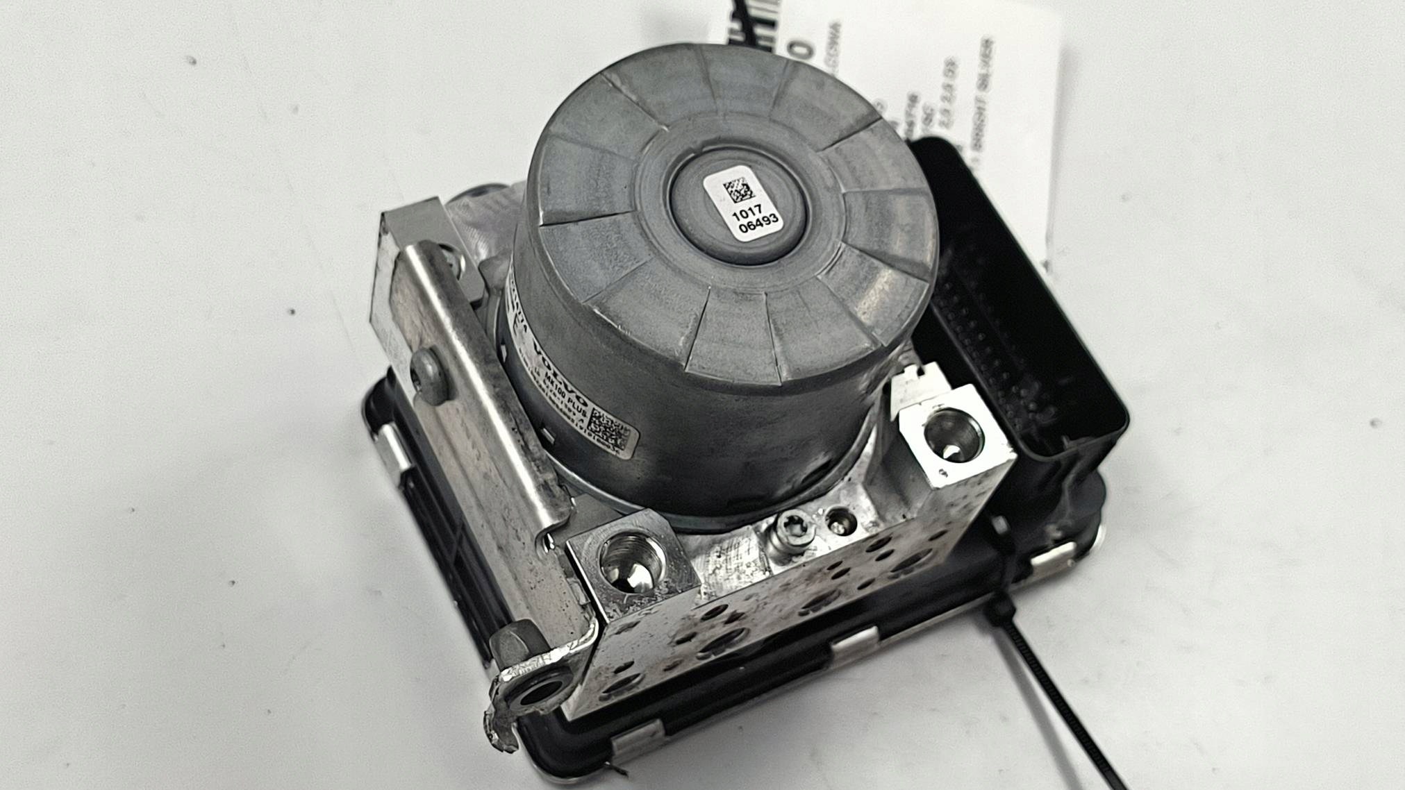 pump ABS brake 32214804 2019 VOLVO V60 II