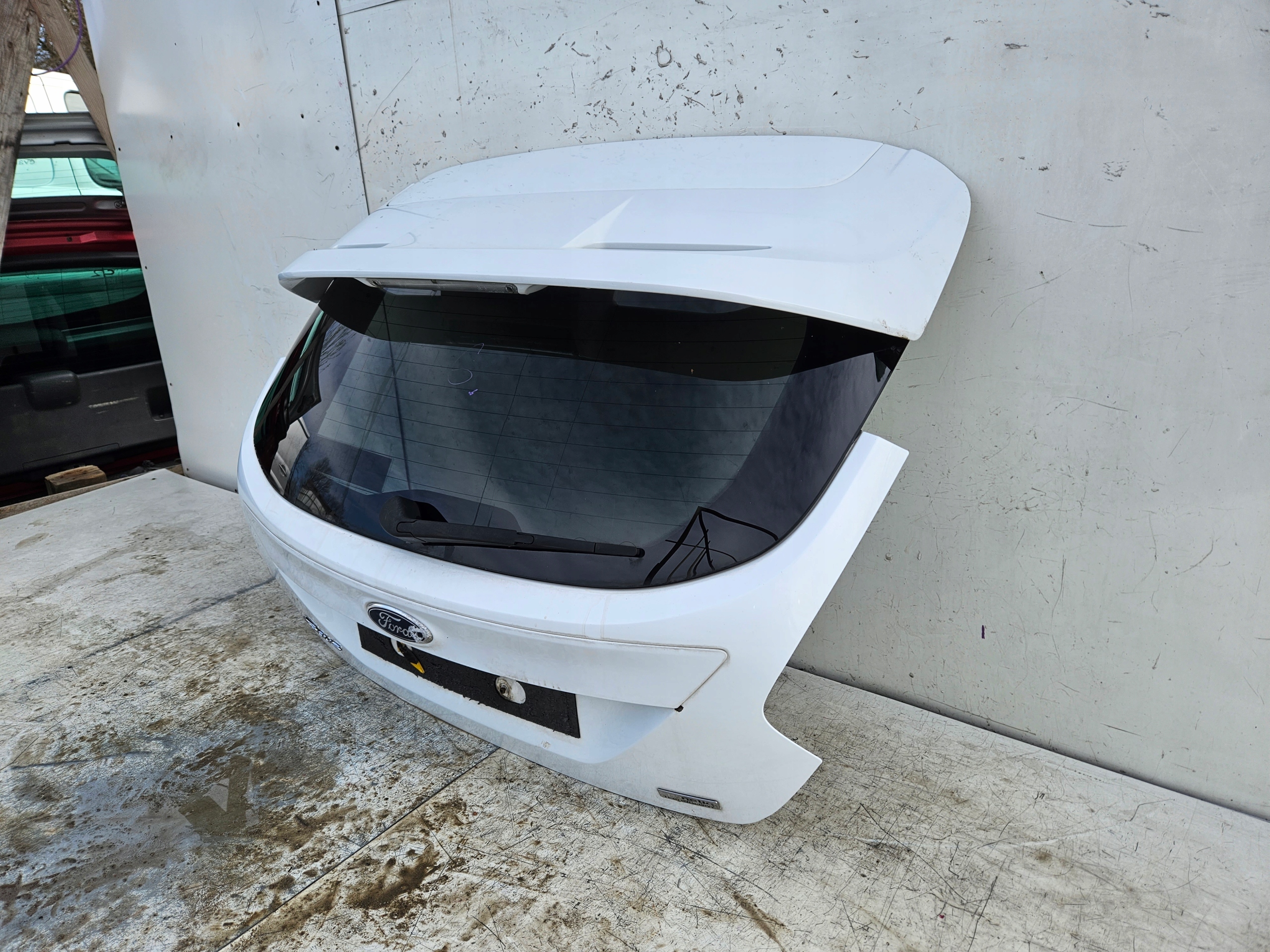 Ford Focus MK3 St HB 10-14 trunk door boot