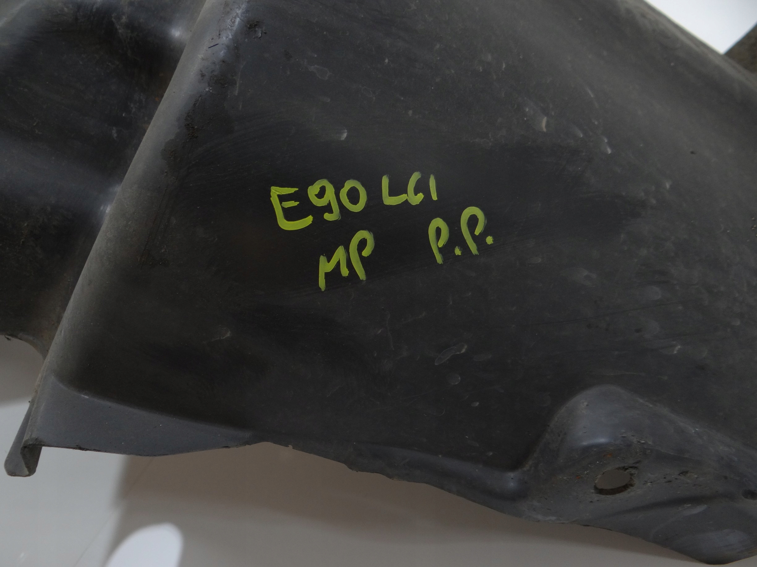 mudguard right front BMW E90 E91 LCI M PAKIET 7059378 (17193502)