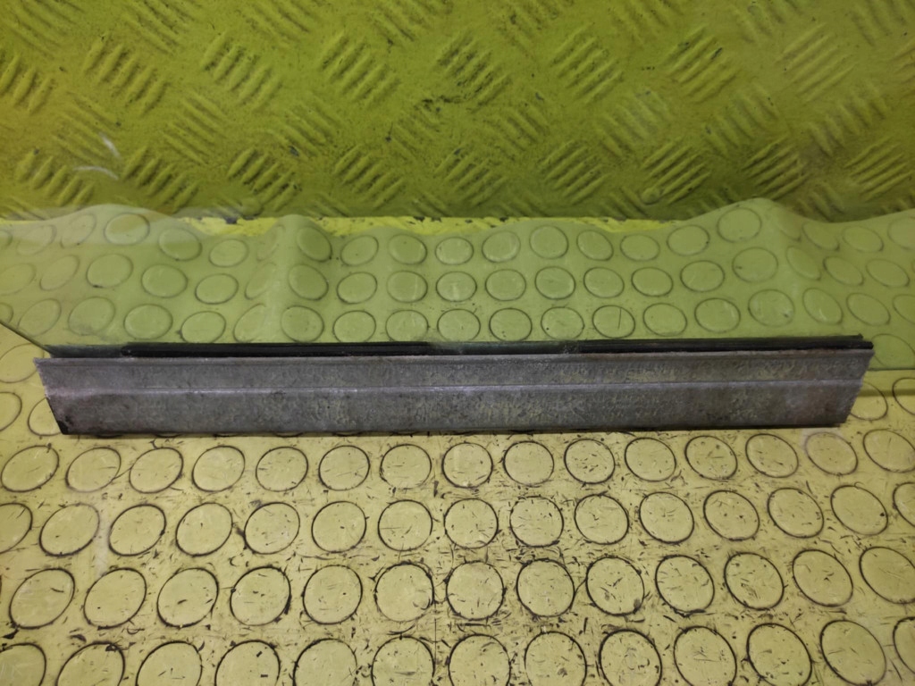 VW GOLF III CABRIO window right rear part