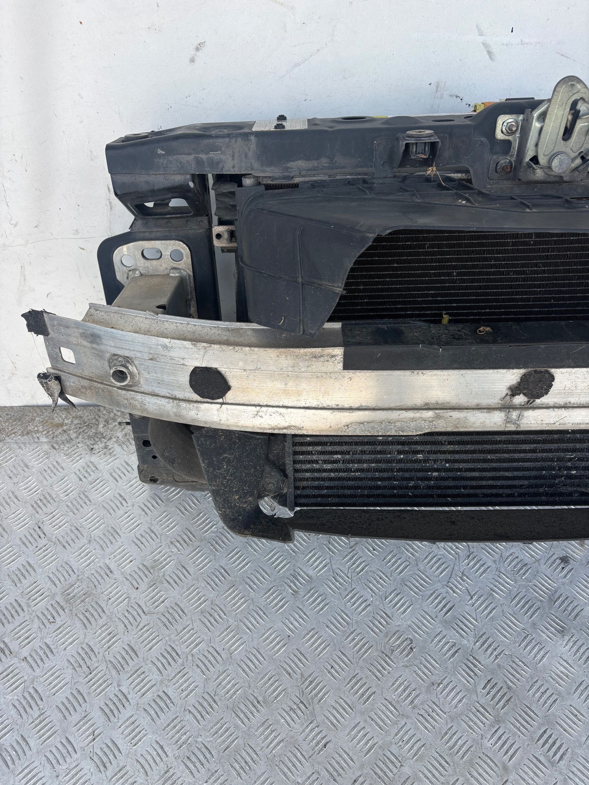 support panel for radiators Z CHLODNICAMI ALFA ROMEO GIULIETTA 1.6 JTD
