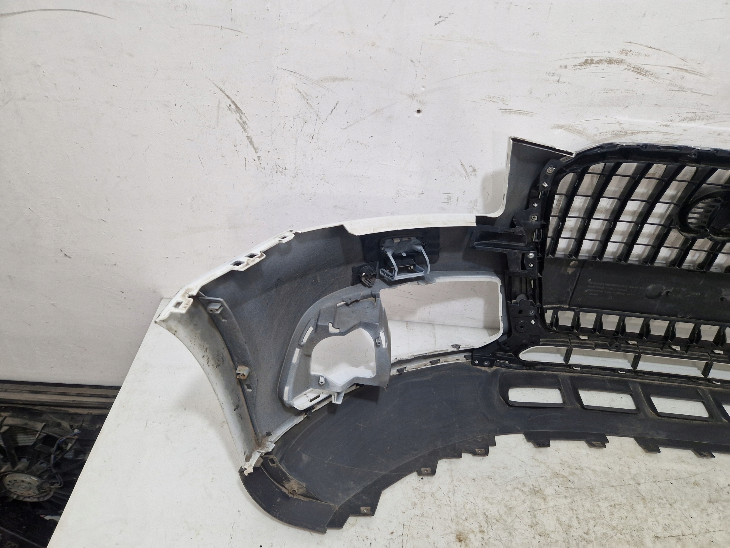 AUDI Q5 LIFT 2012- bumper front front ZWYKLY 8R0807437M