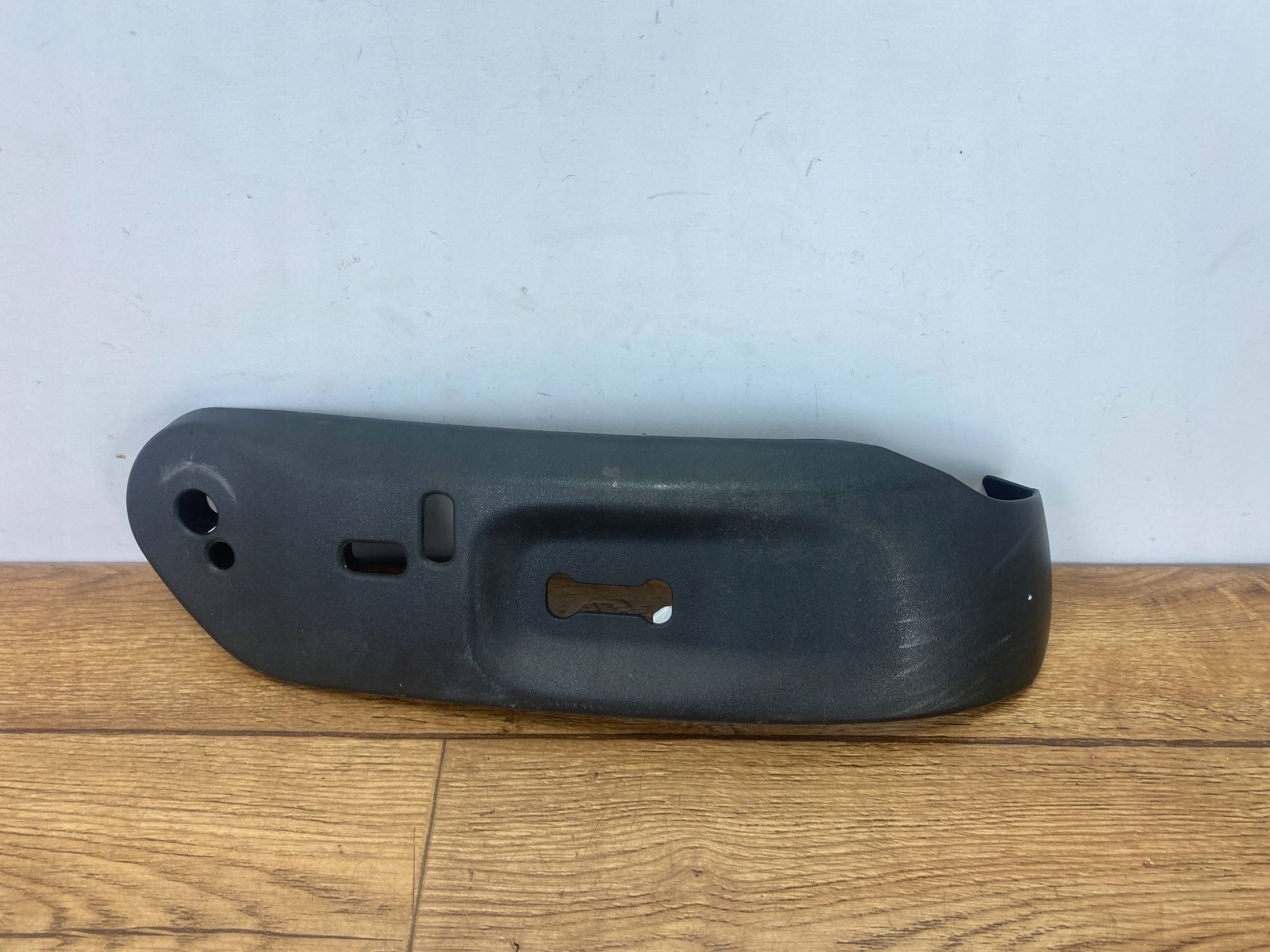 plastic cover spoiler seat Chevrolet Corvette C6 2005+