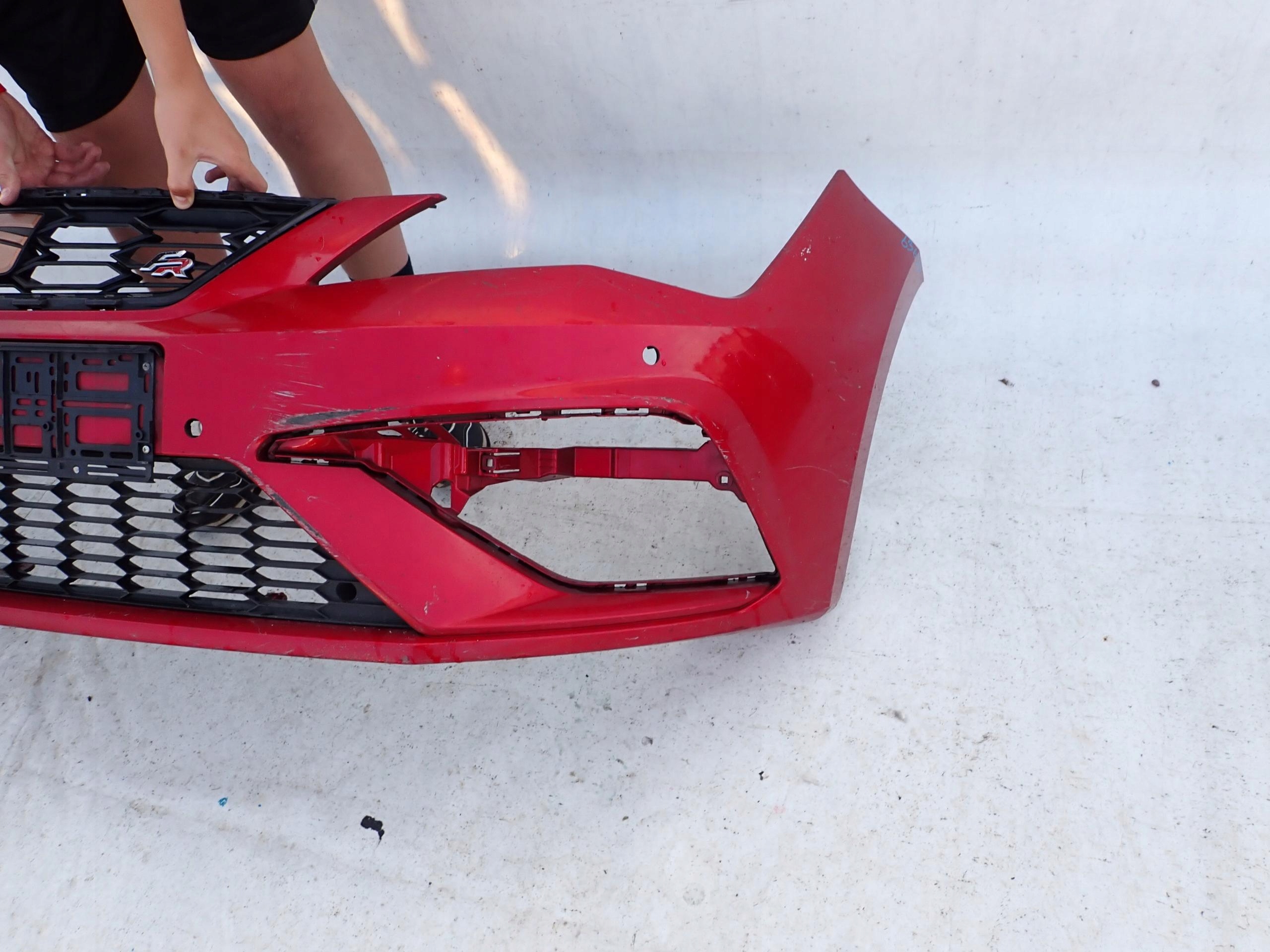 SEAT LEON III 5F LIFT FR 17- bumper front PDC SPR