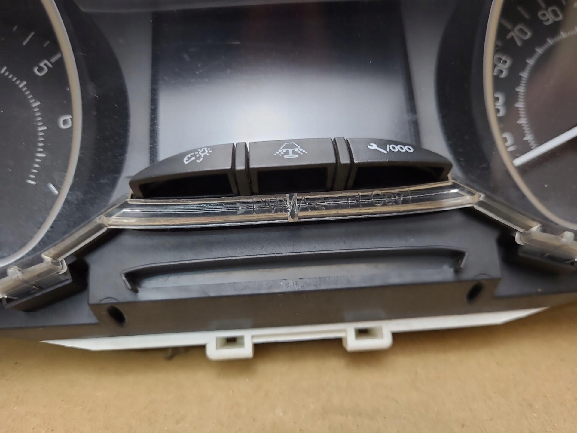 dials Peugeot 208 2013 9675182680