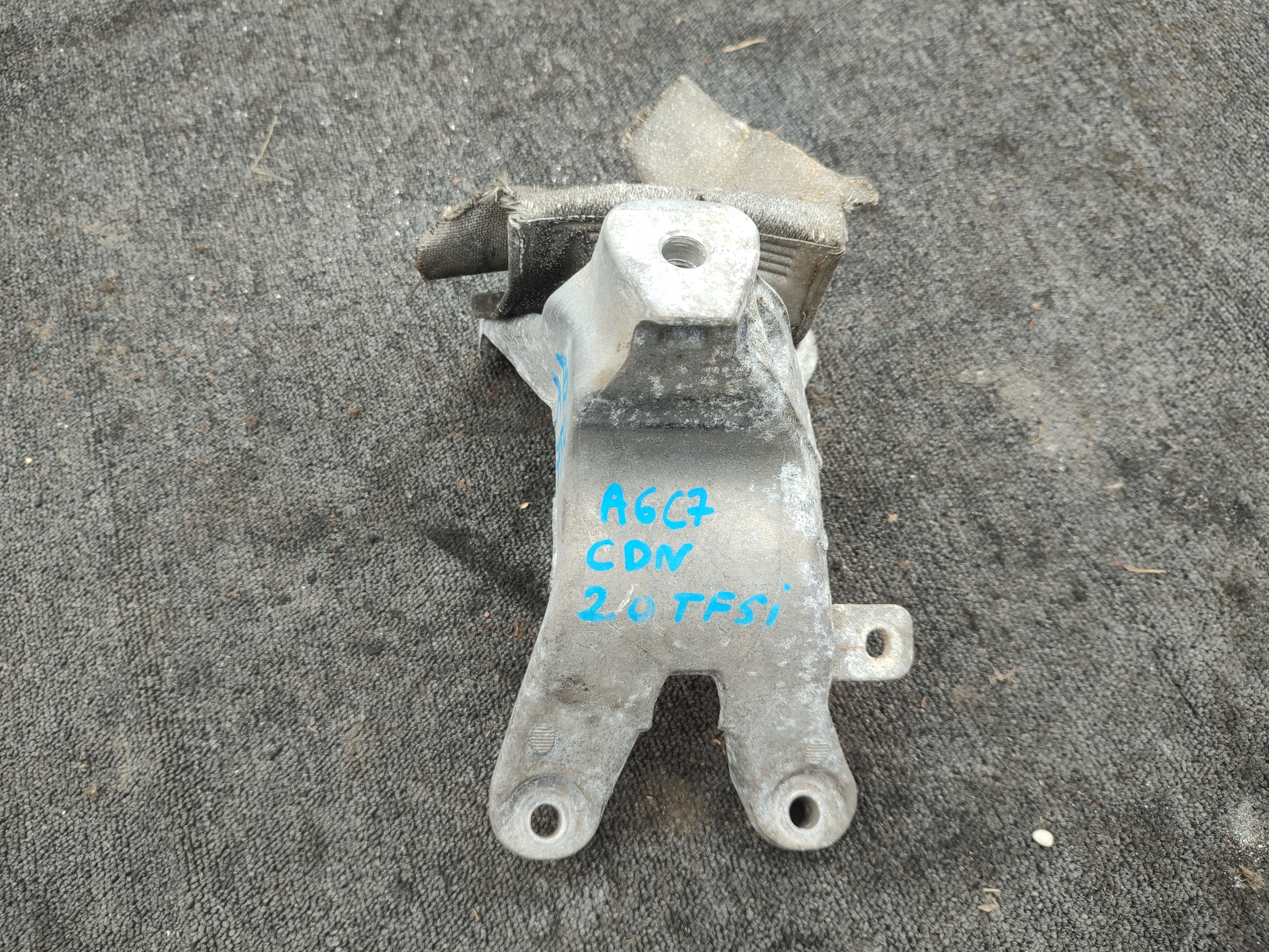 engine mount Audi A6 C7 CDN 2.0 TFSI