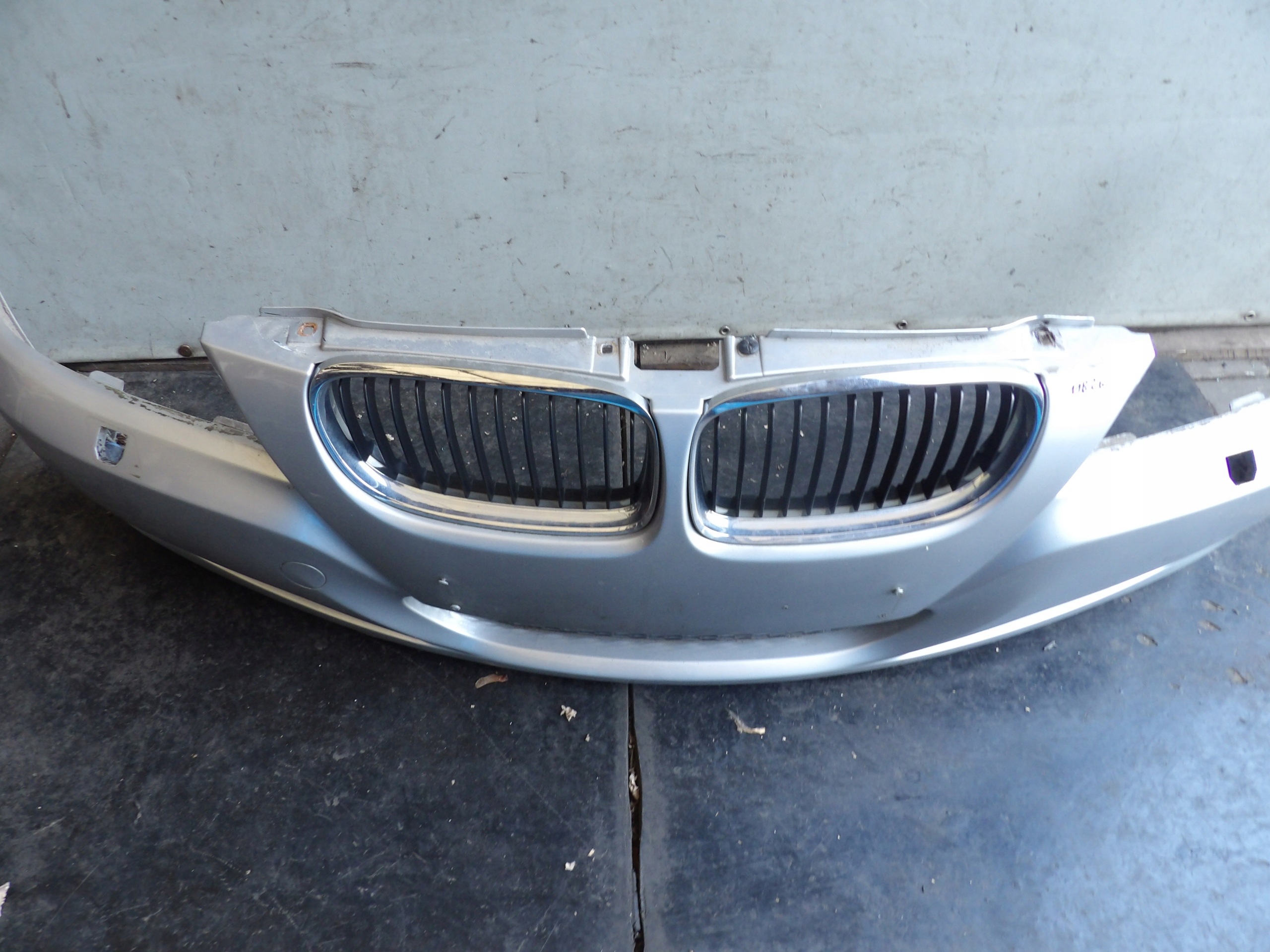 BMW 3 E91 front bumper 354/7