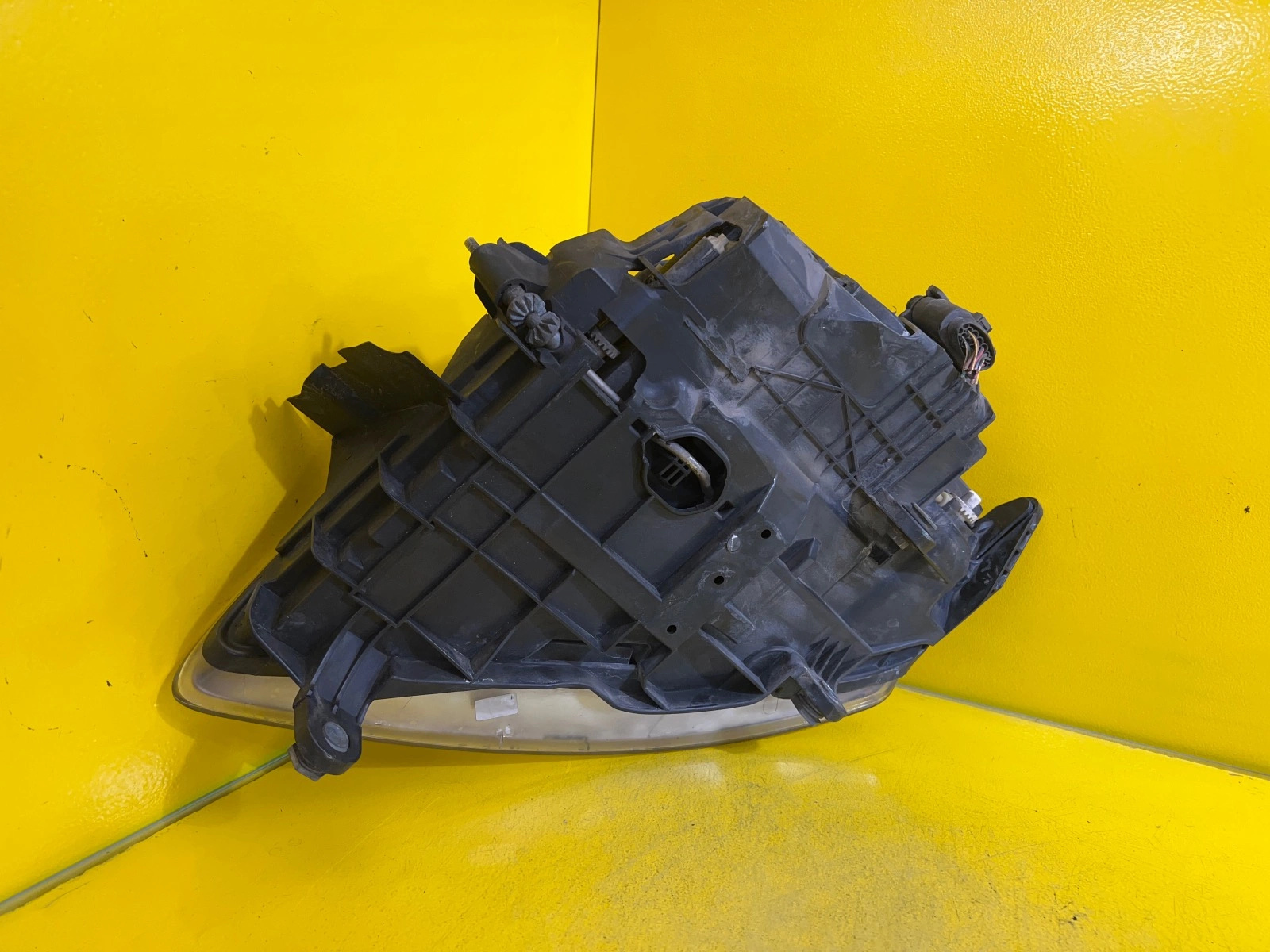 light front right VW TOUAREG 7L XENON 7L6941016