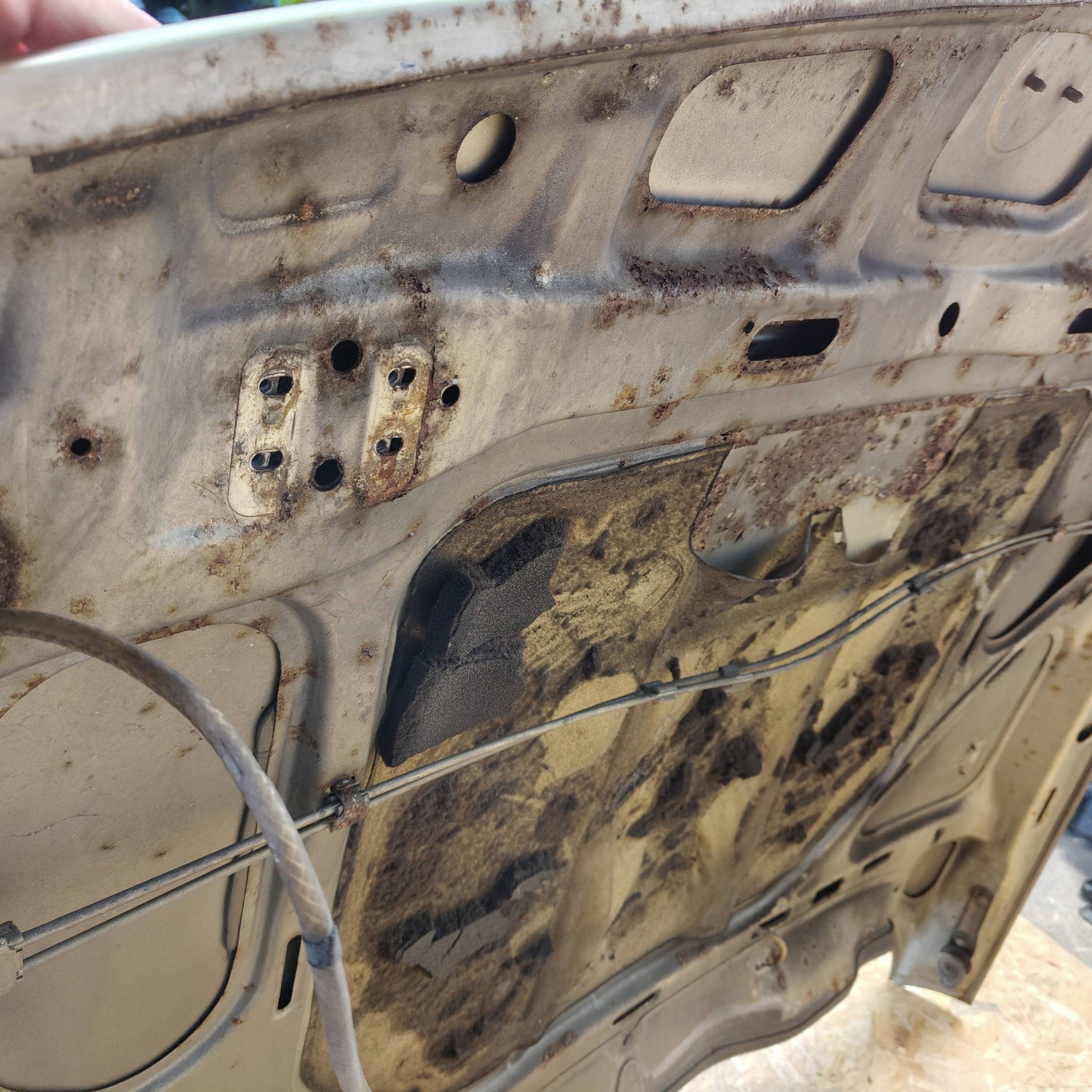 Capot Avant BMW 5 E12