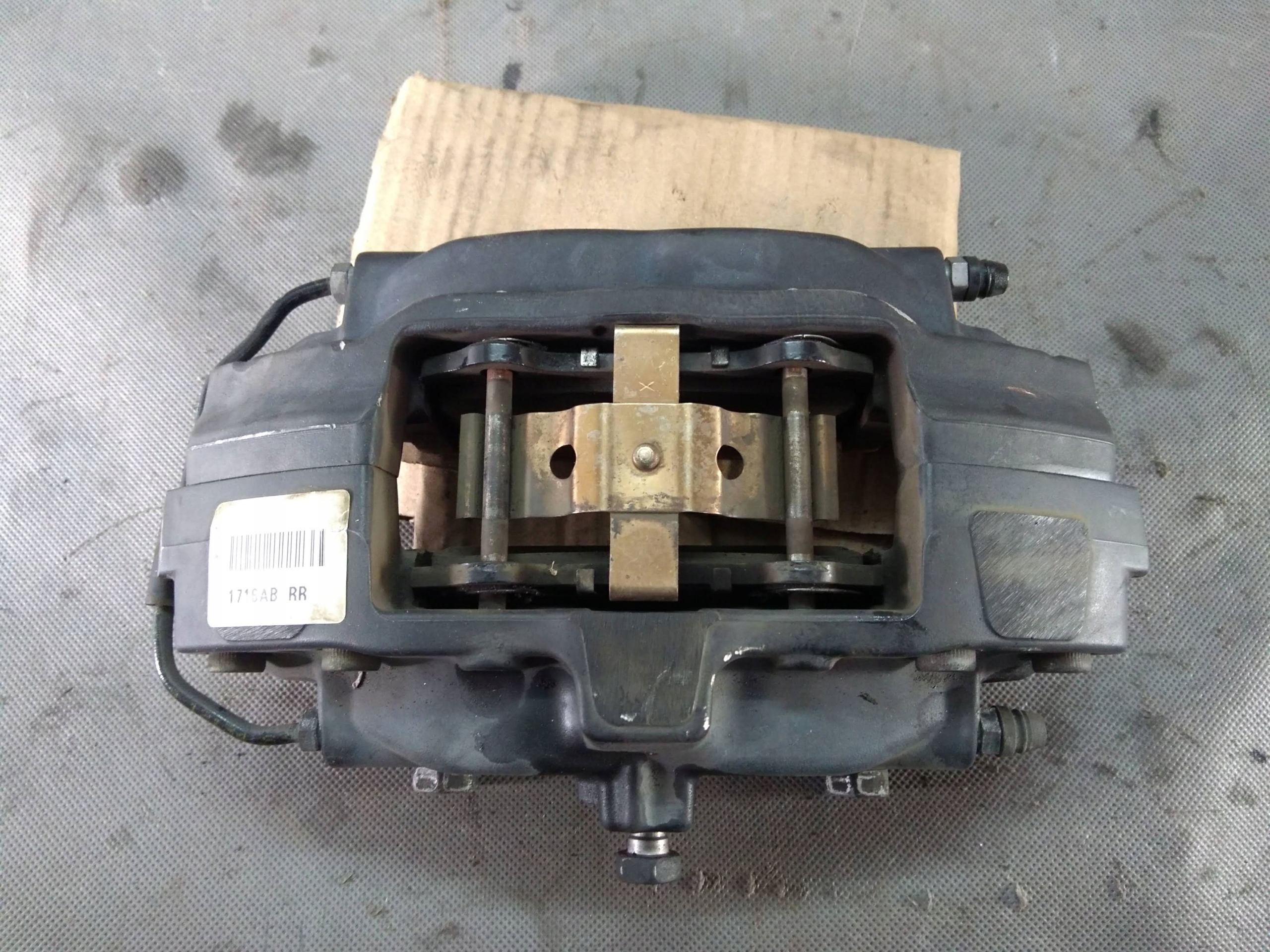 Dodge Challenger Charger SRT 15+ caliper right rear part BREMBO
