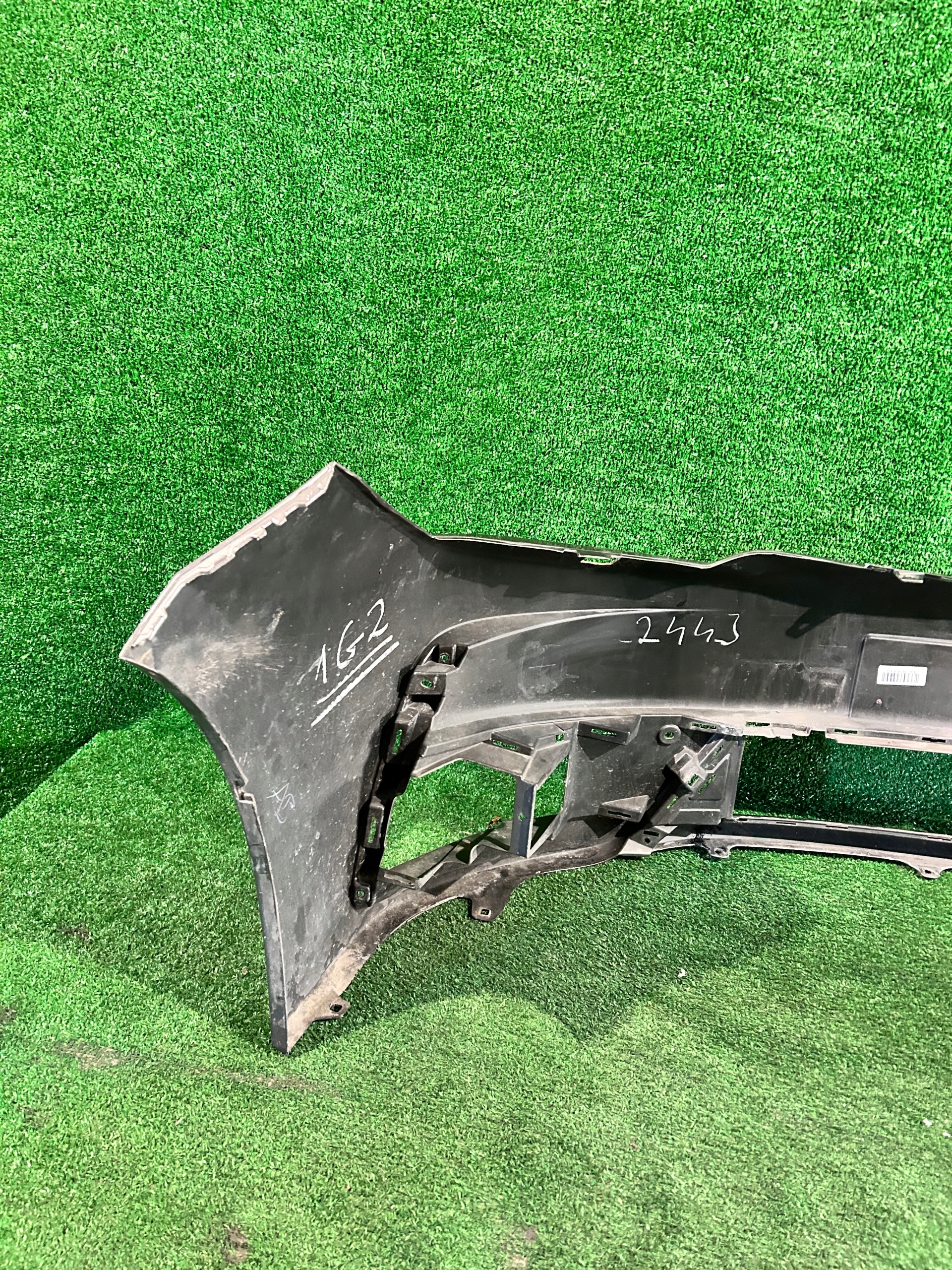front bumper TOYOTA AVENSIS III LIFT T29