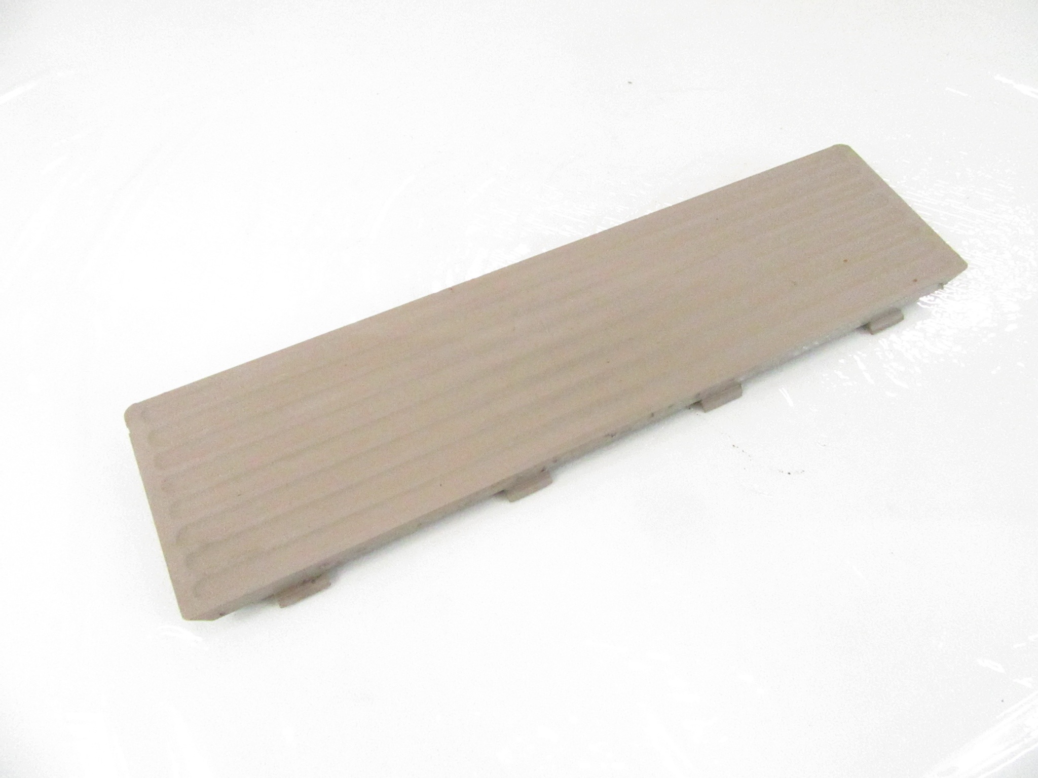 lista fedél podstopnica fedél podnozek BMW e53 X5