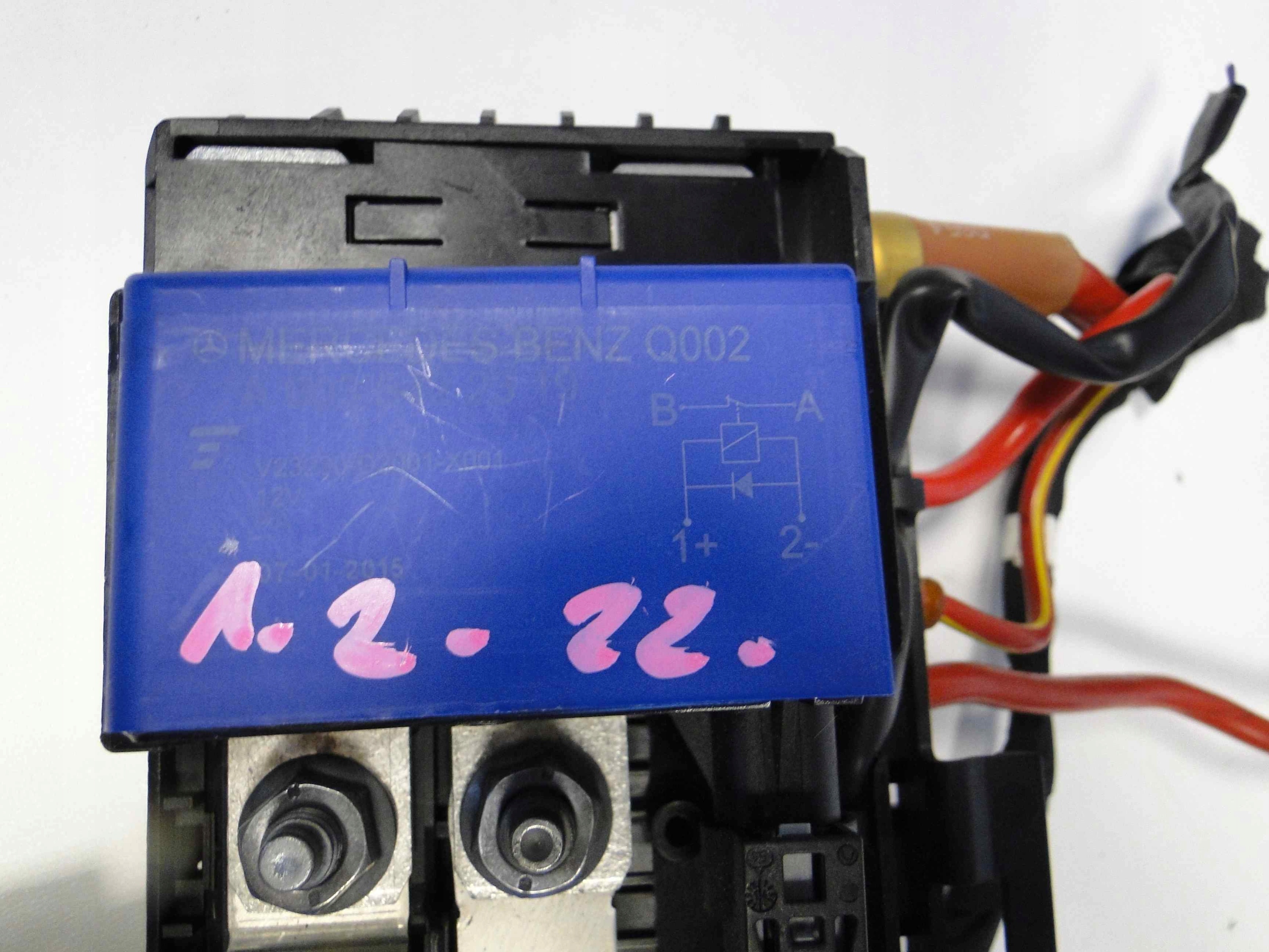 MERCEDES B KLASA W246 246 SKRZYNKA BEZPIECZNIKÓW Typ samochodu 4x4/SUV Samochody osobowe