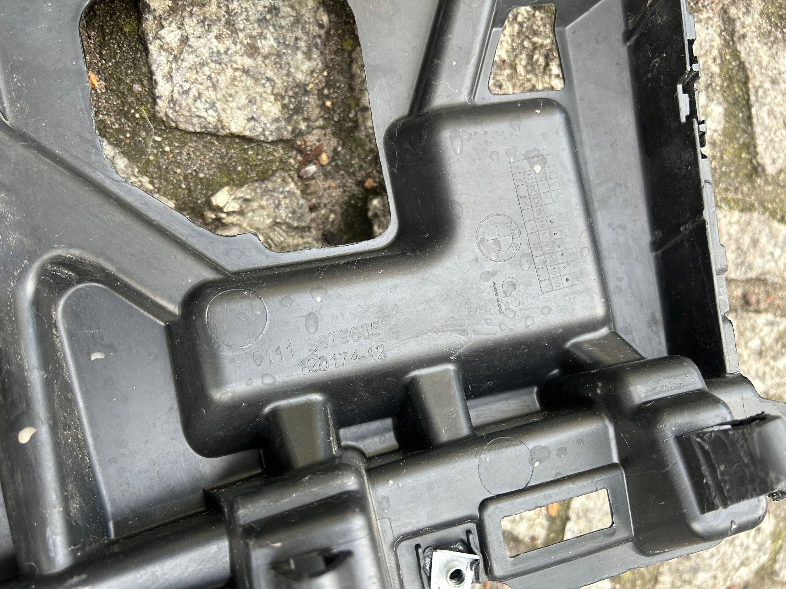 BMW iX I20 sinistra Supporto staffa Paraurti Anteriore