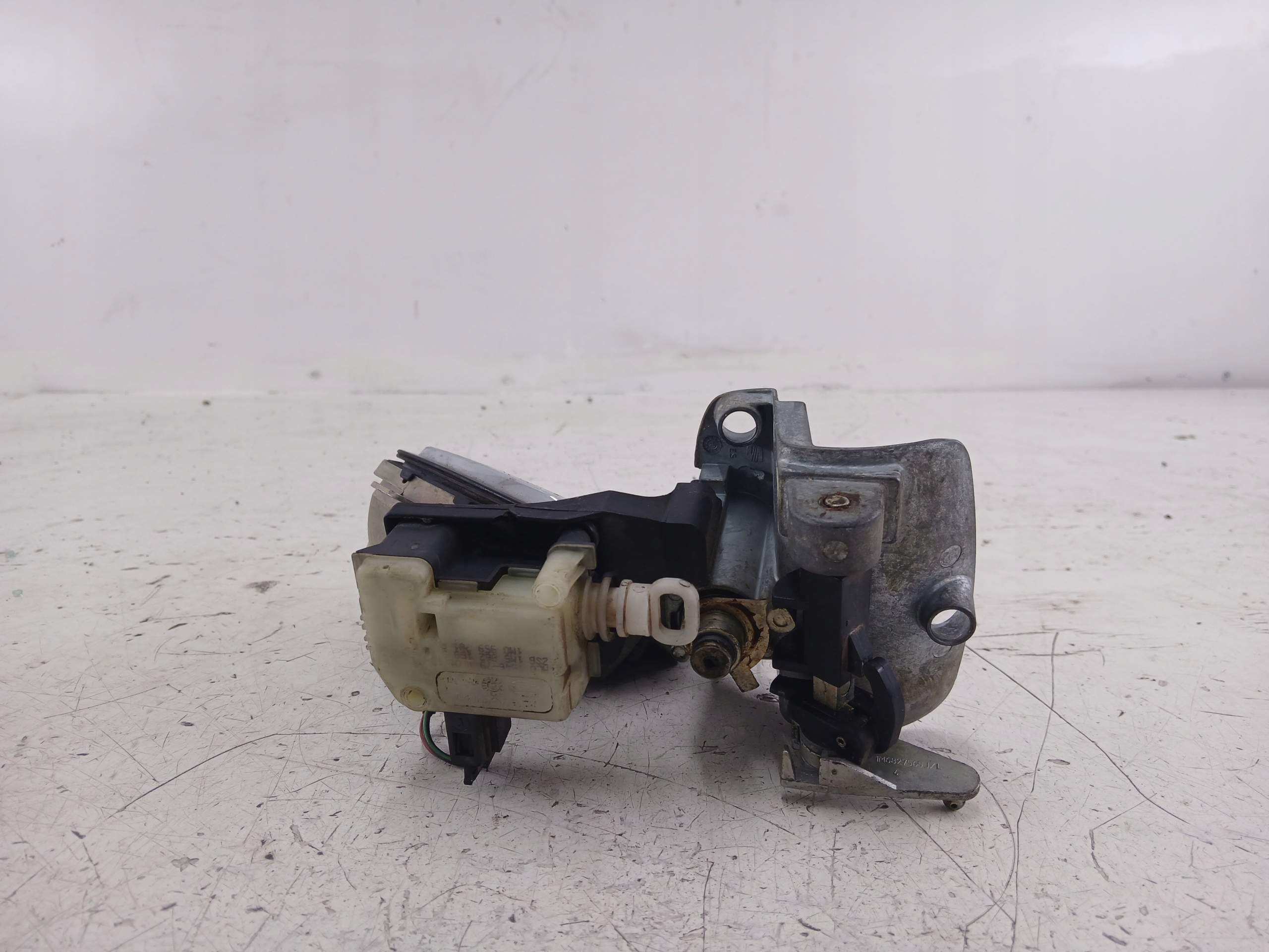 SEAT IBIZA III handle bonnet boot + mechanism