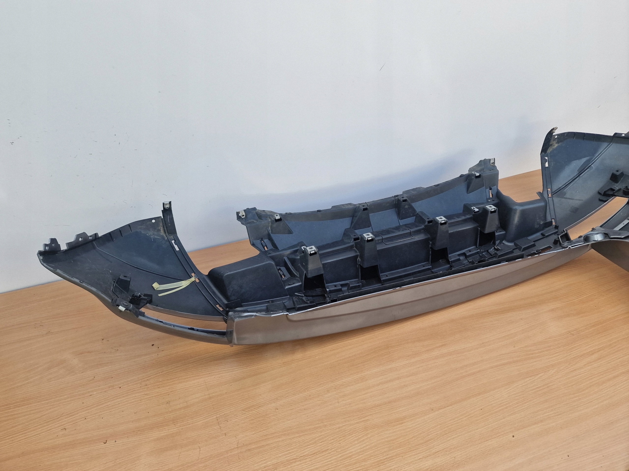 RANGE ROVER EVOQUE bumper rear part rear original
