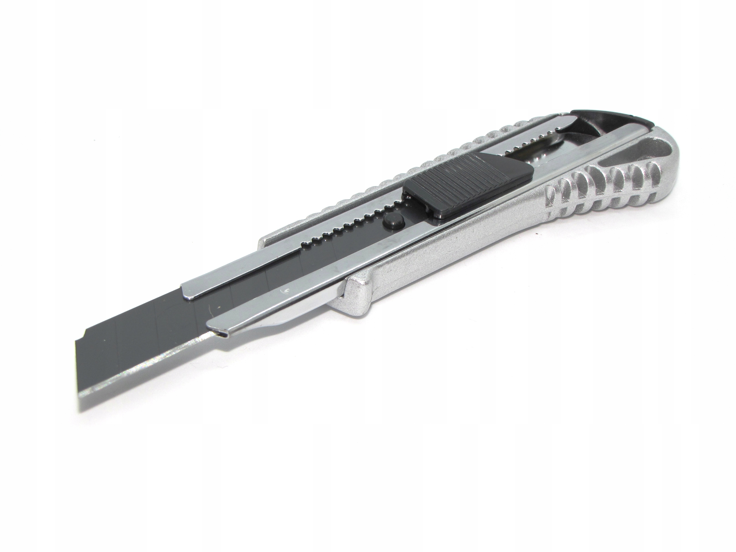 24X NÓŻ DO TAPET METALOWY NOŻYK 18MM OSTRZE ŁAMANE TAPECIAK NÓŻ TAPICERSKI Rodzaj nóż