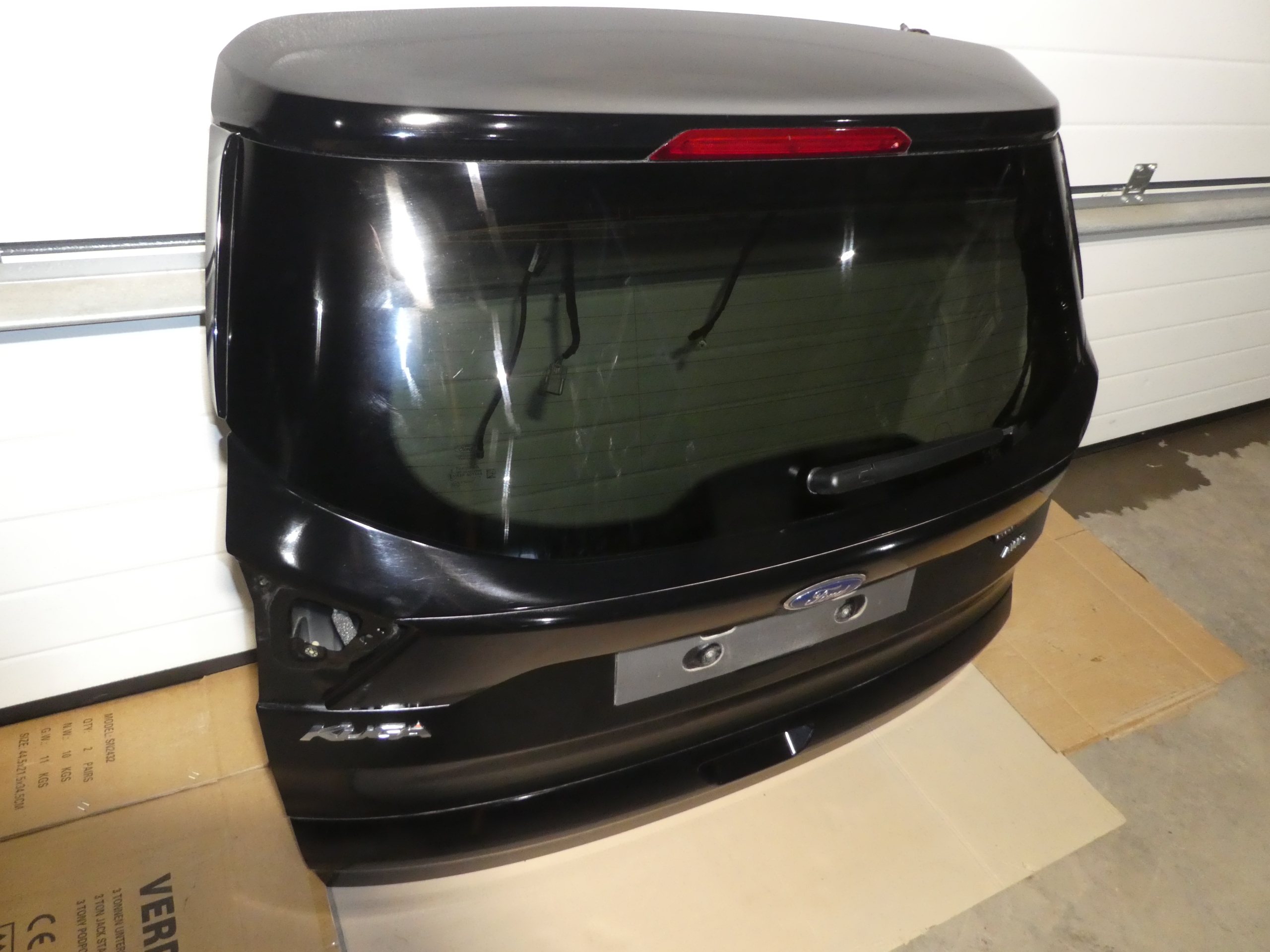 FORD KUGA II mk2 ST-line boot doors black complete