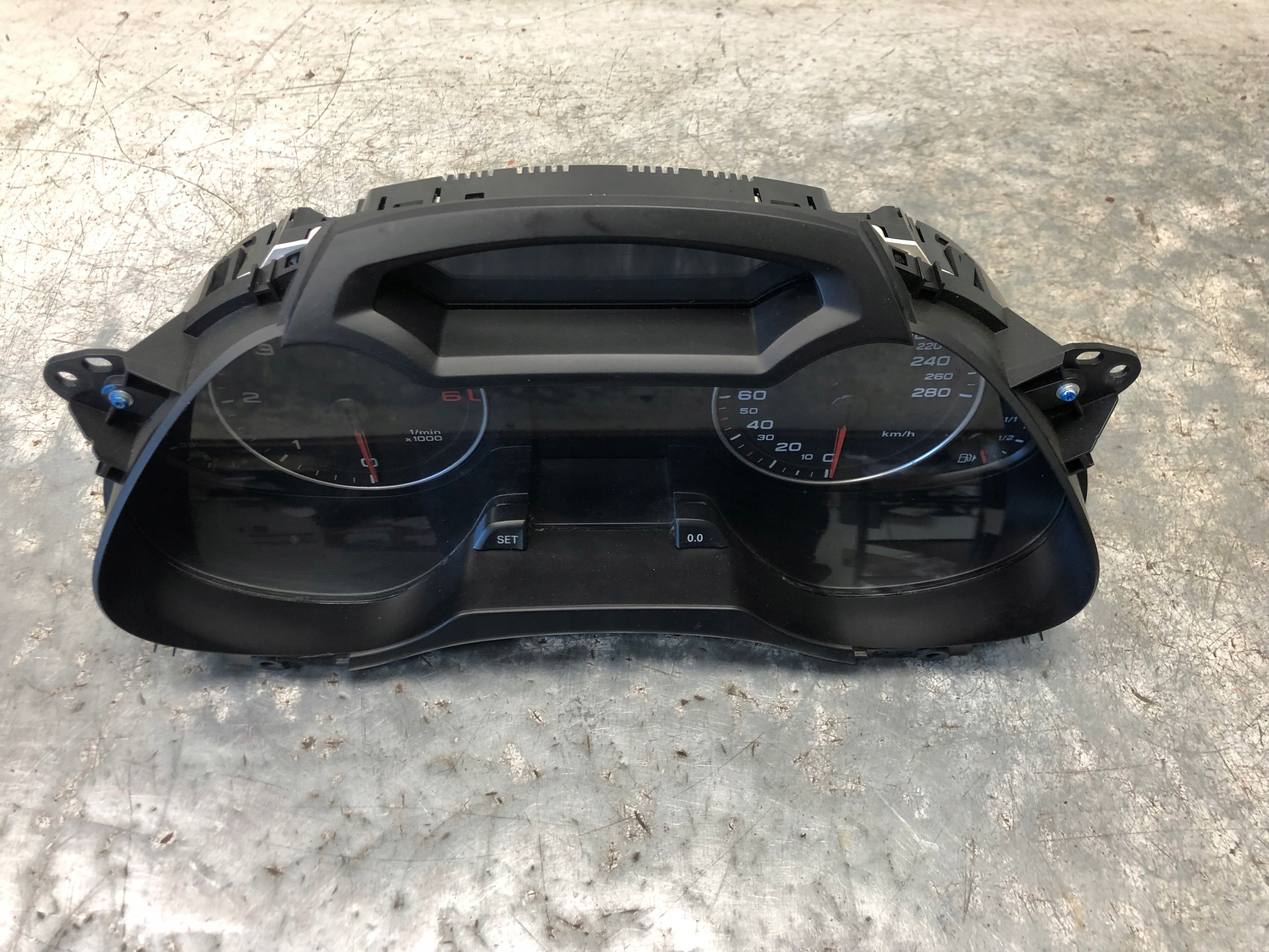 dials dials AUDI A4 B8 8K0920900D EUROPA