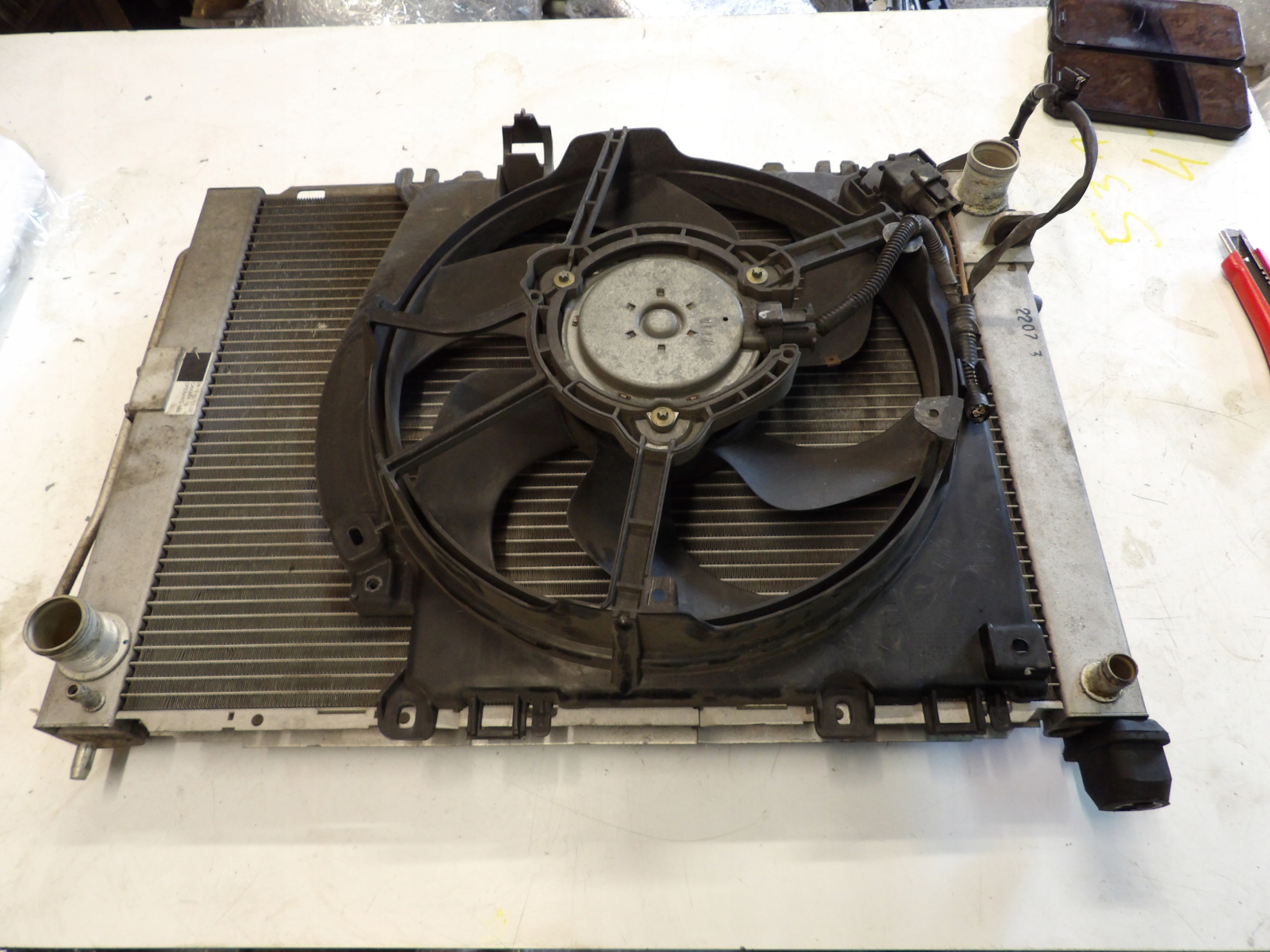 CHŁODNICA ZESPOLONA RENAULT CLIO III Producent części Renault OE