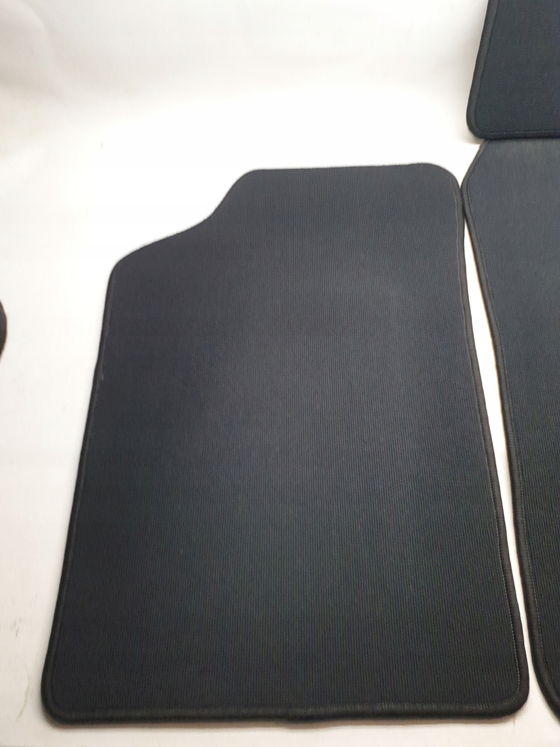 renault LAGUNA и 94-01 HB Коврики .