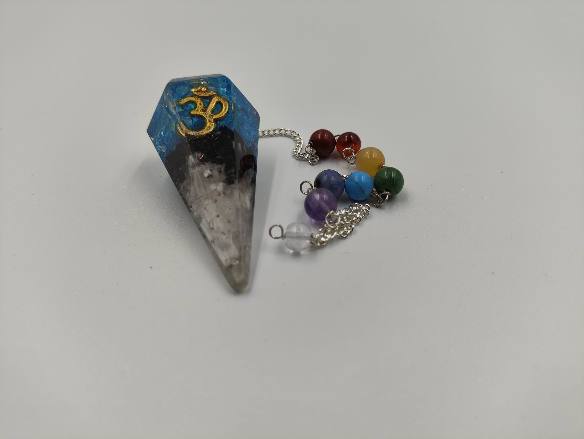 Wahadełko z Orgonitem Czakry Om Larvikit