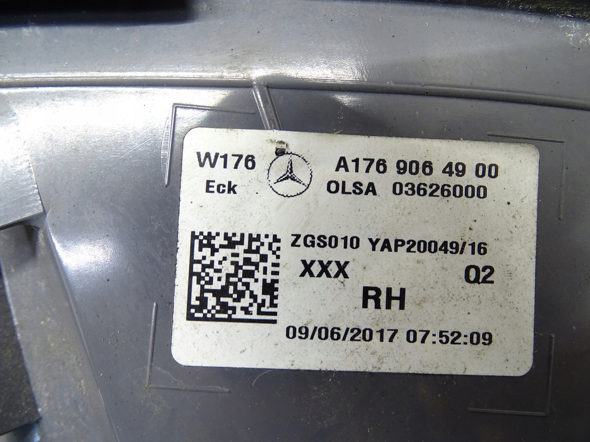 light right rear part right rear MERCEDES A200 A1769064900