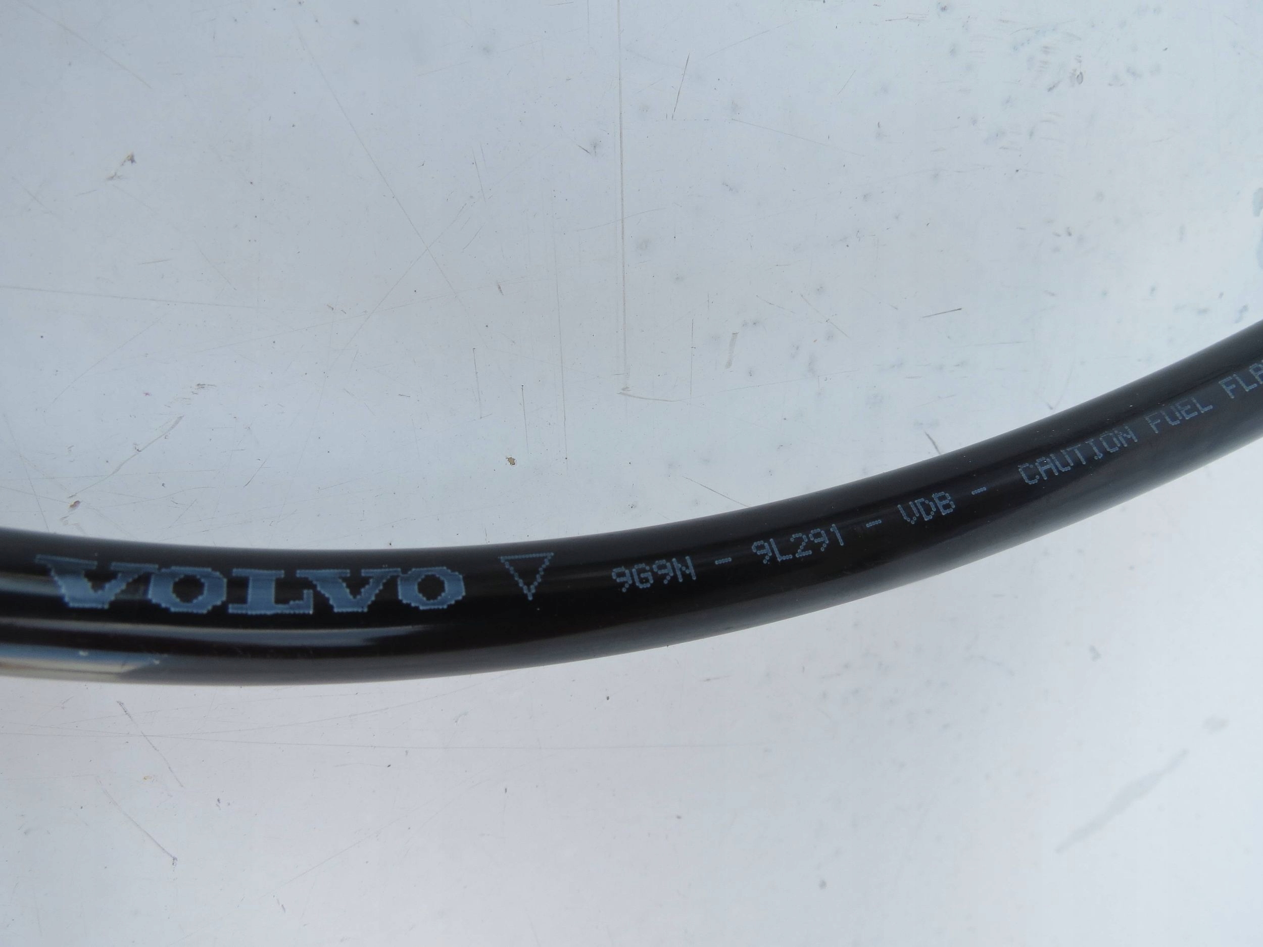 fuel hose VOLVO V60 2.0 S60 9G9N9L291